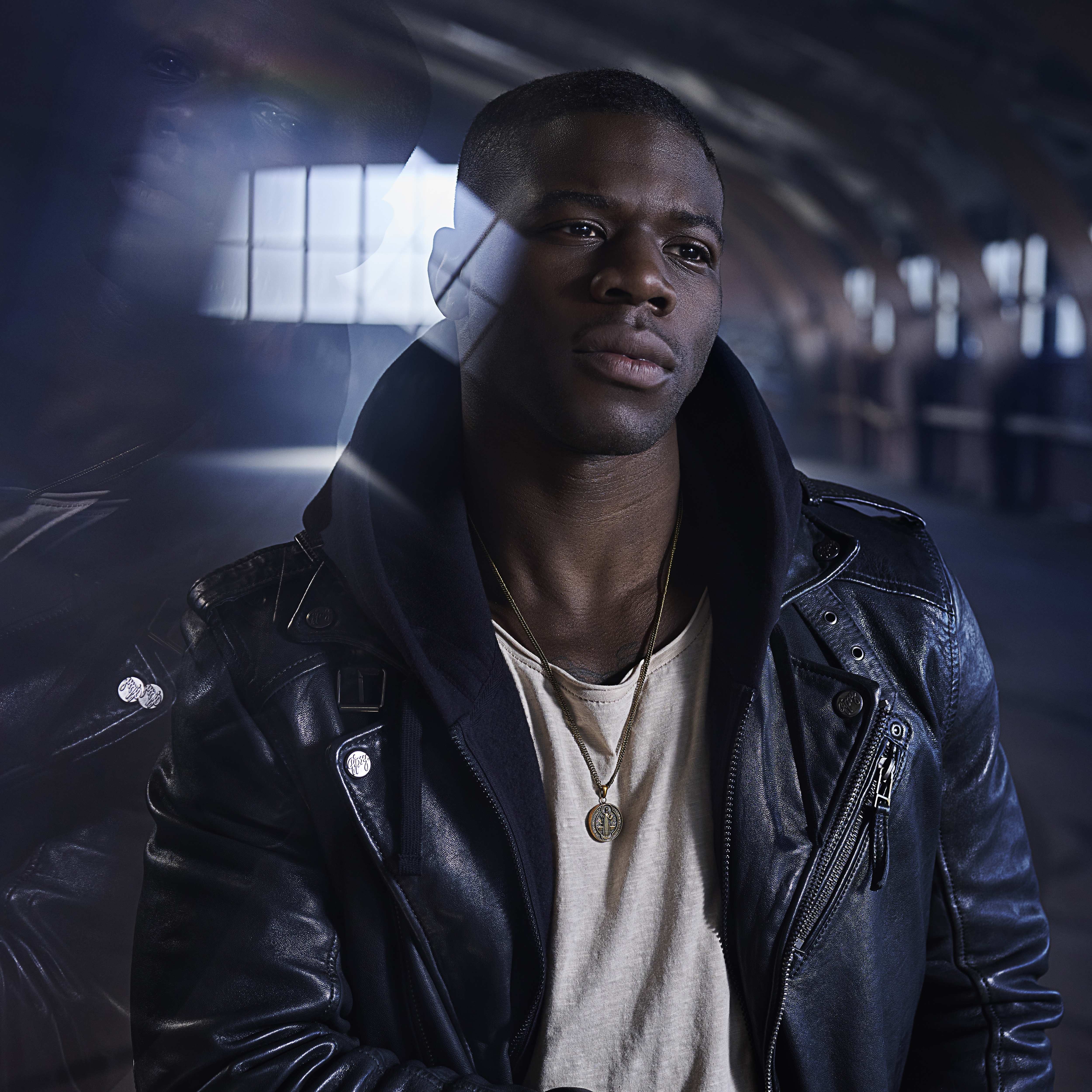 Sanctus | Goldfarbene Vintage St. Benedikt Medaille Halskette - 4