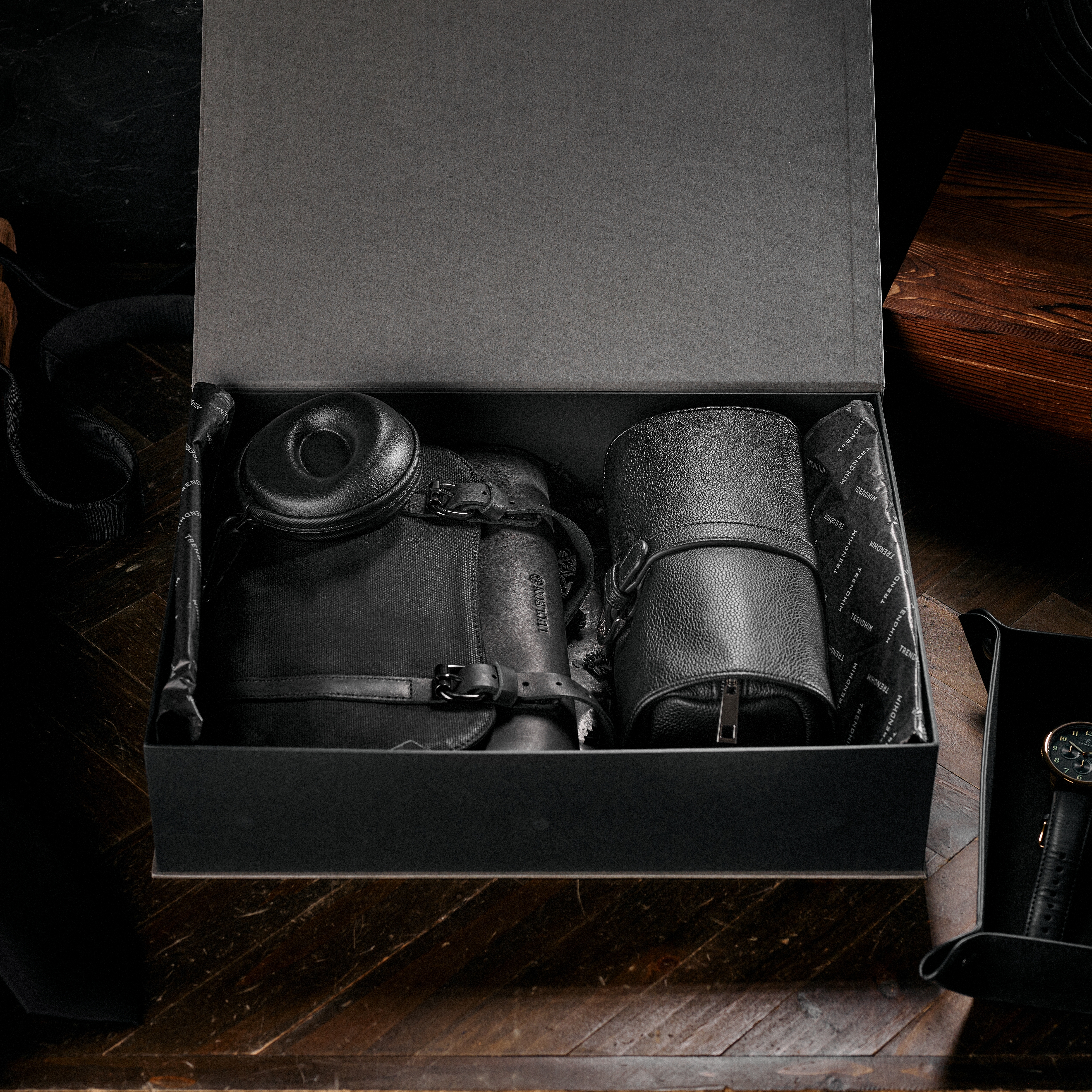 Coffret-cadeau organisateur de voyage de luxe | Cuir noir et toile - 4