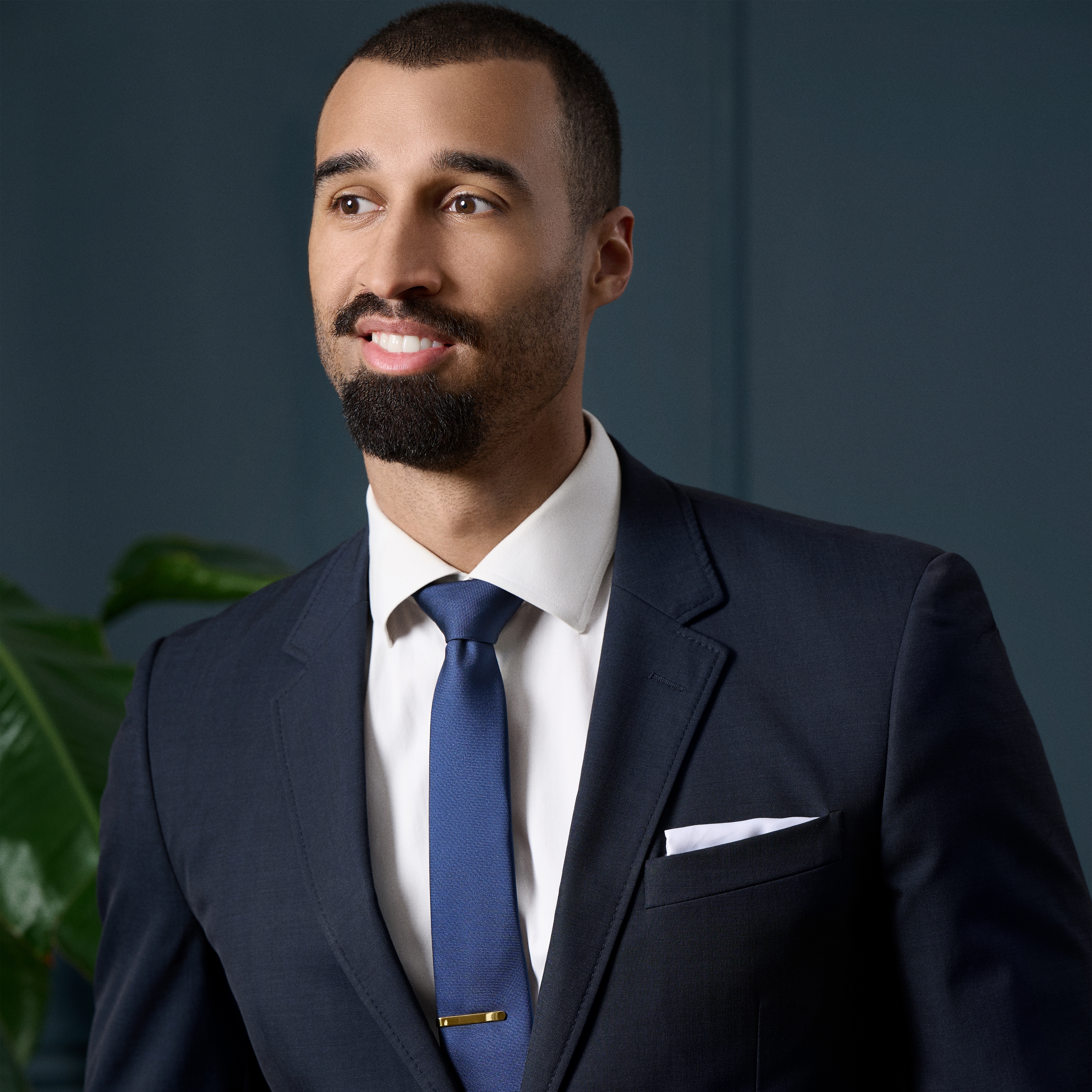 Полирана заоблена лента за вратовръзка в златист цвят 4 см - 4