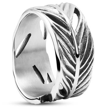 Silverfärgad Ring med Fjädermönster