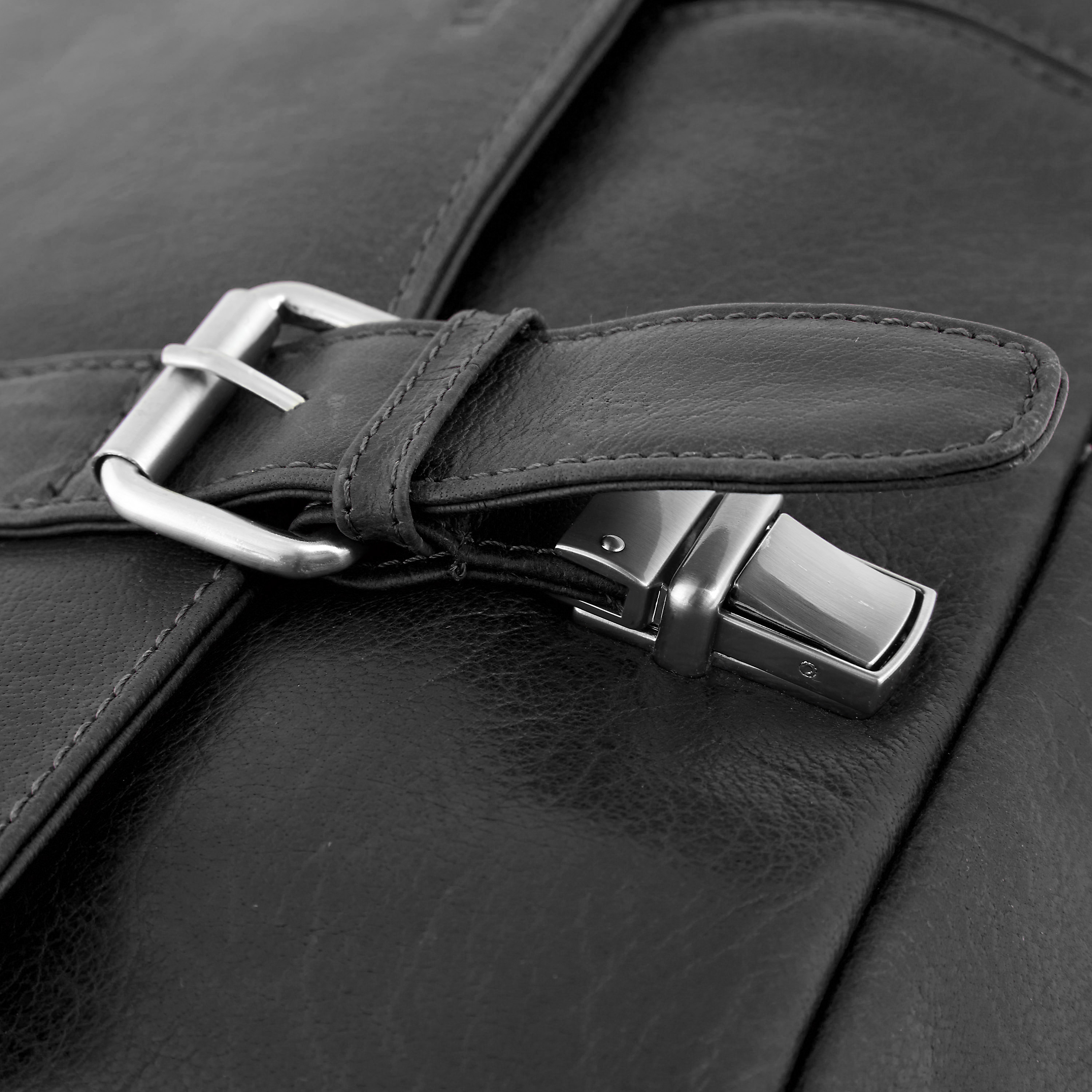 Black Classic California Shoulder Bag - 10