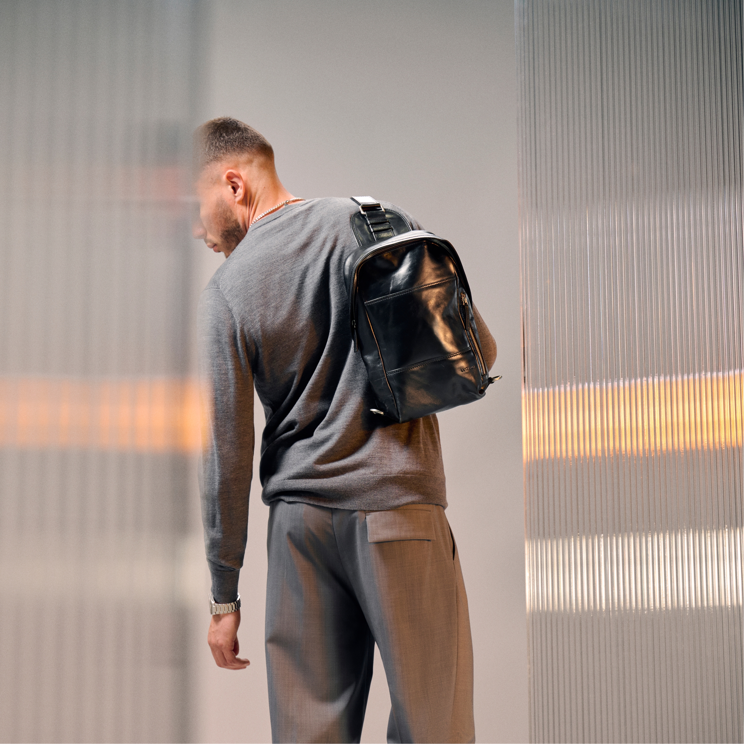 Jasper | Black Leather Cross Shoulder Backpack - 2