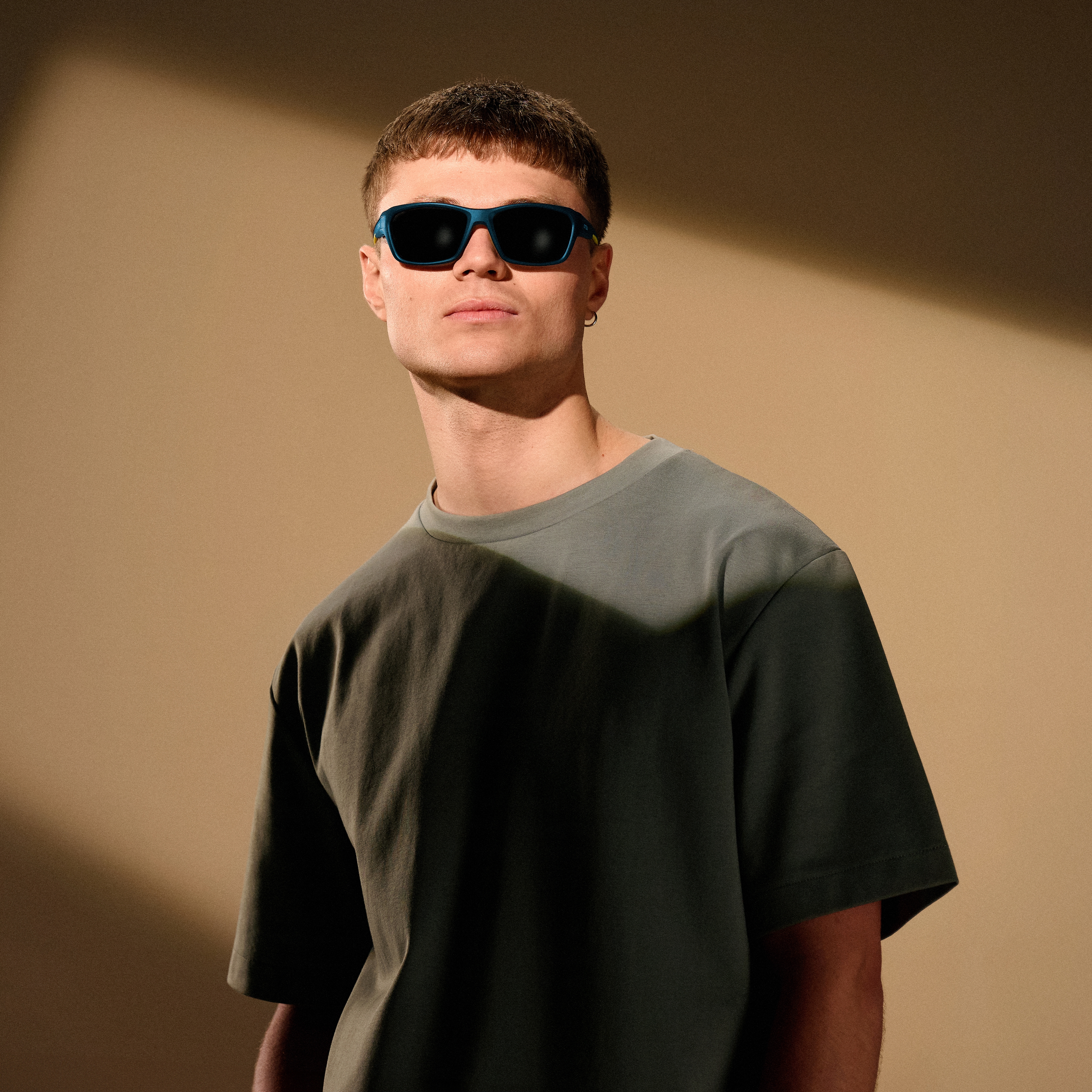 Polarised Navy Blue Sports Sunglasses with Black Lenses - 5