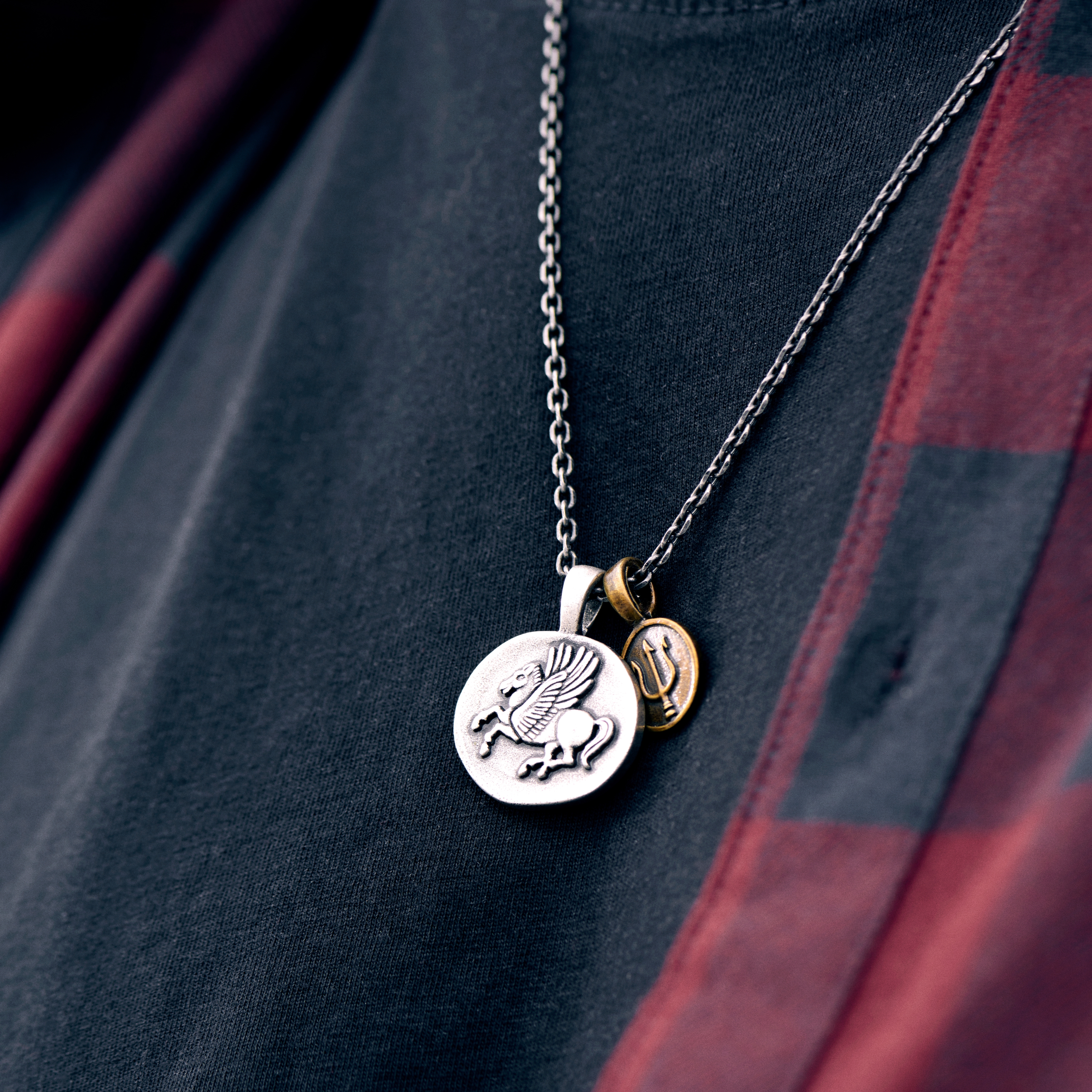 Obelius | Vintage Silver-tone Pegasus Necklace - 2