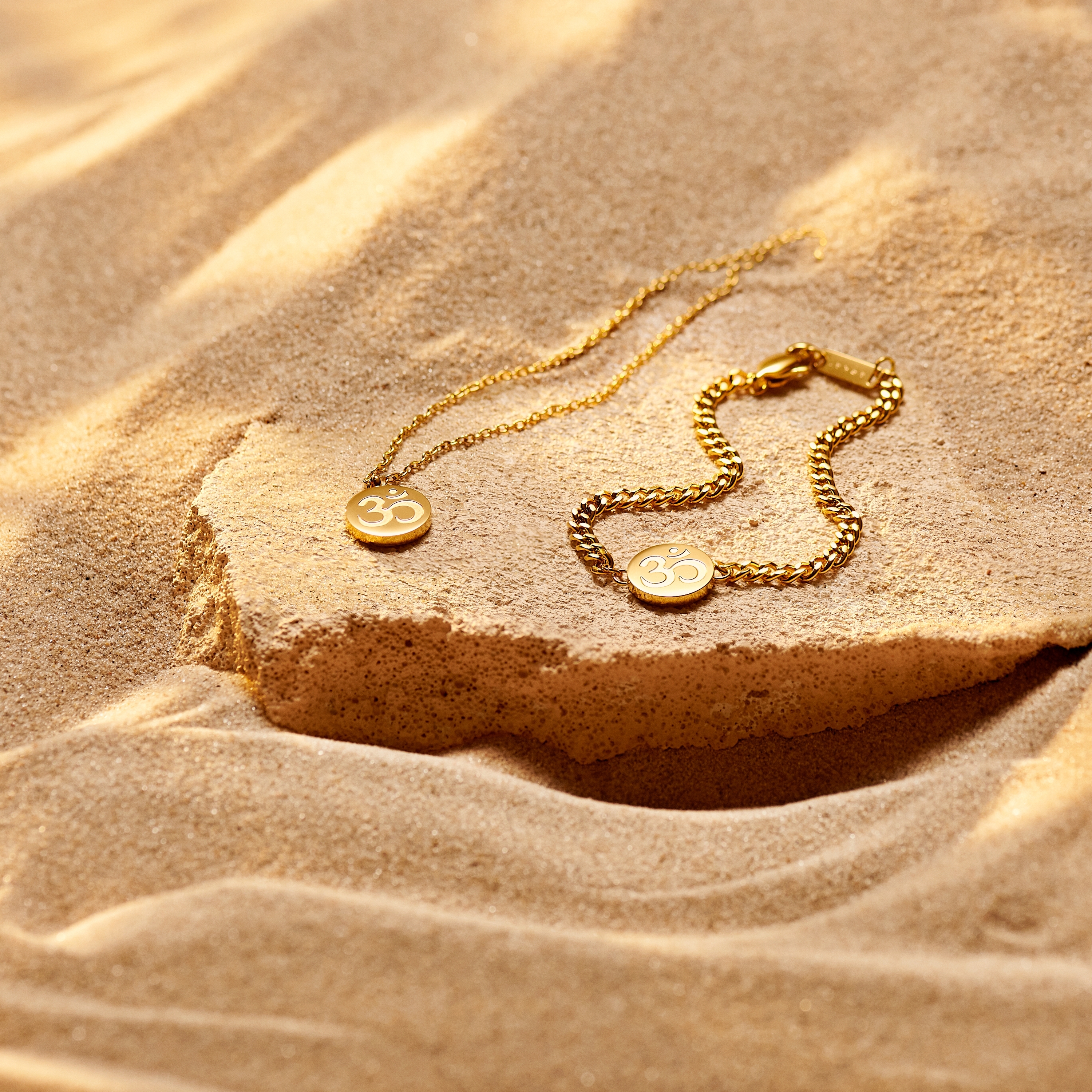 Unity | Bracelet couleur or Aum - 3