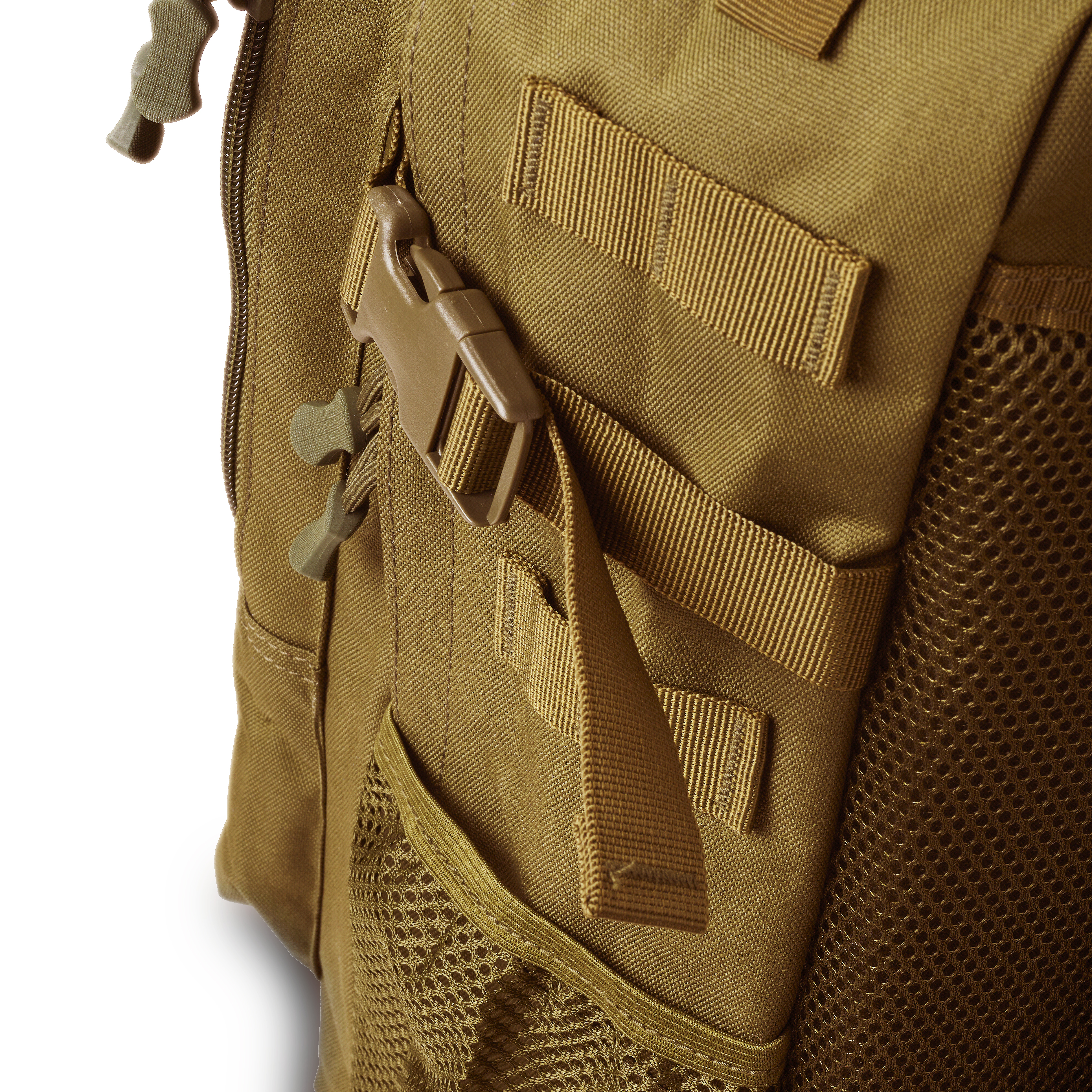 Expedition | Tan farbener taktischer Rucksack mit 35 L Volumen und mehreren Fächern sowie Patch-Fläche - 5