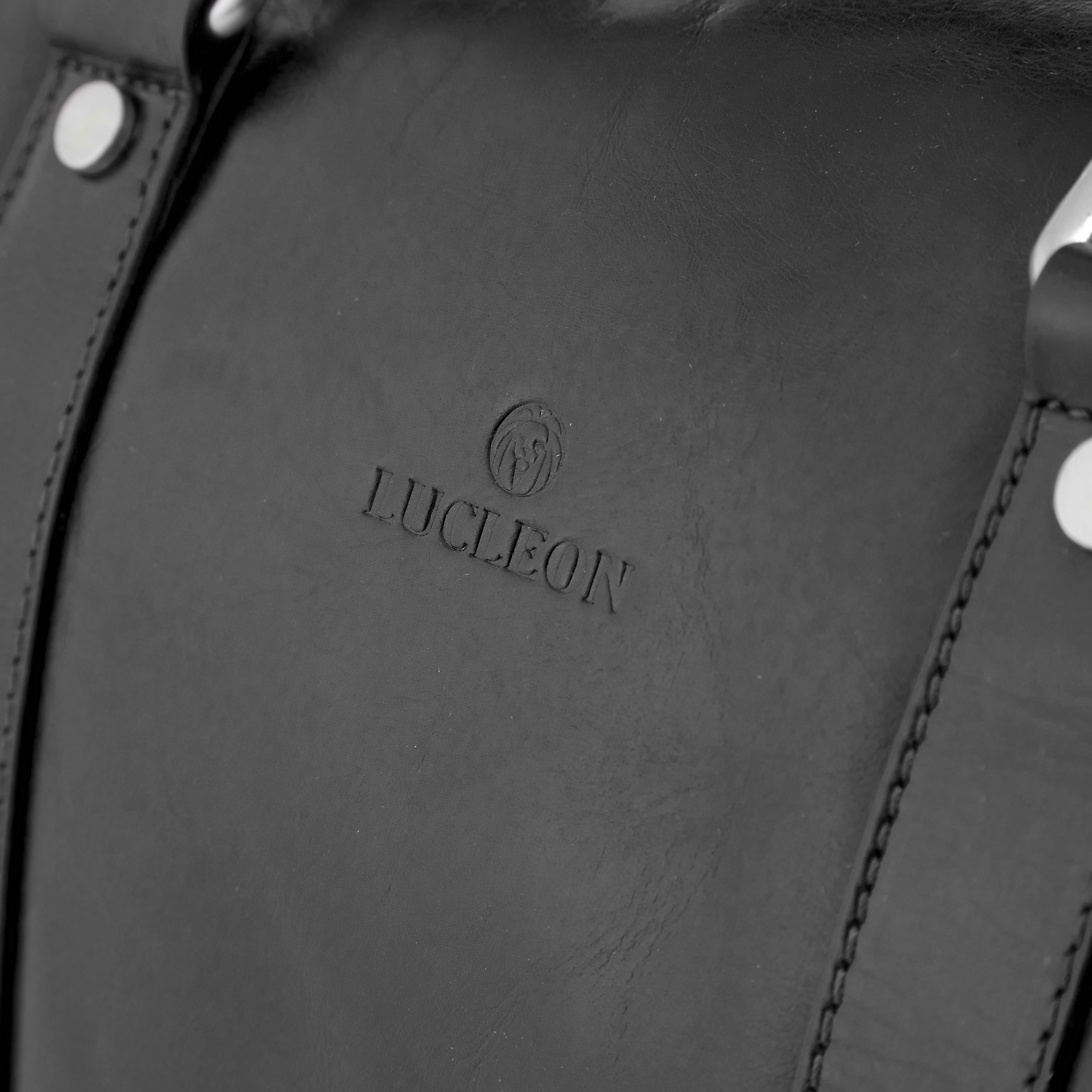 Kapea musta Jasper-urheilukassi - 7