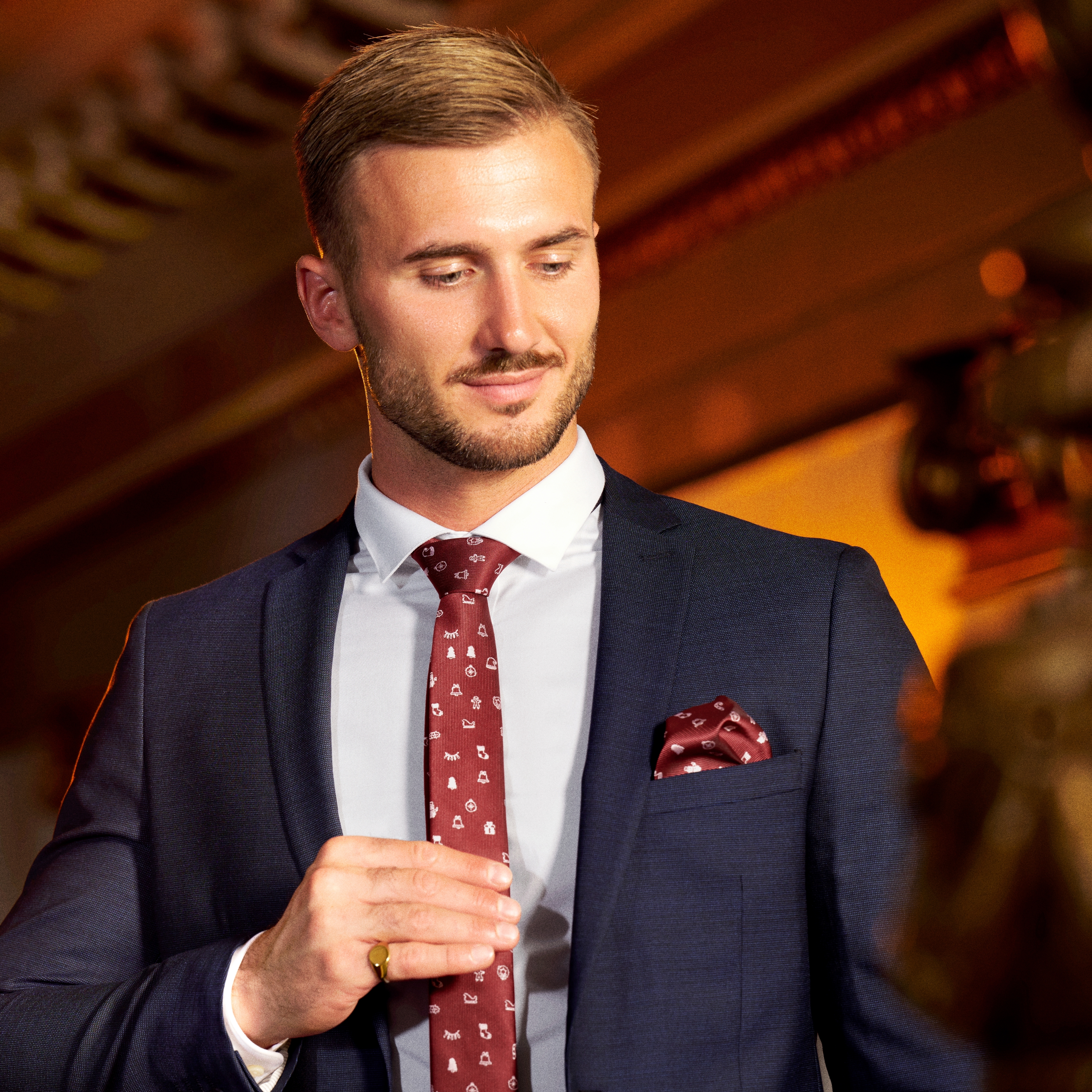 Cravate de Noël rouge et blanche - 2