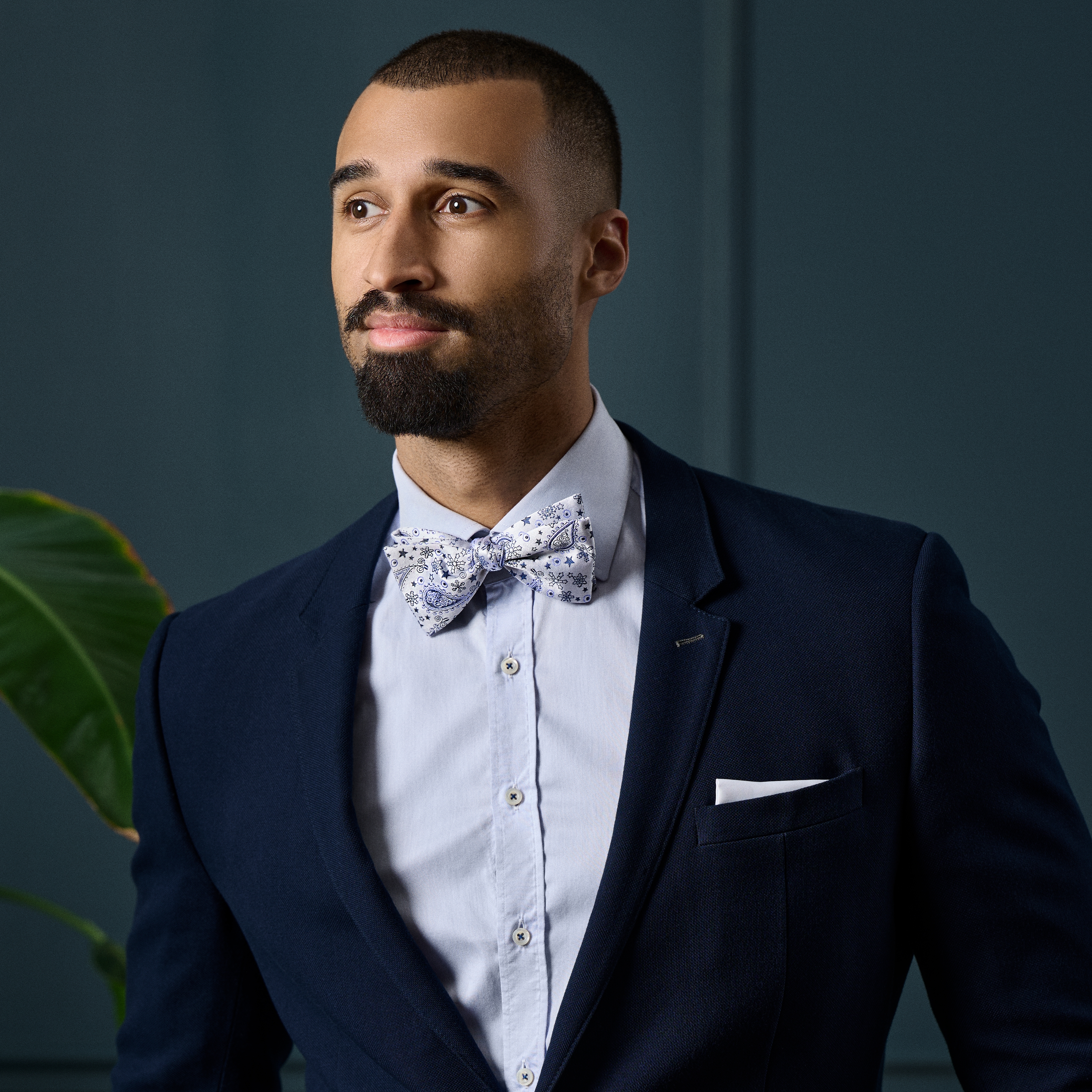 White & Blue Paisley Pattern Silk Self-Tie Bow tie - 4