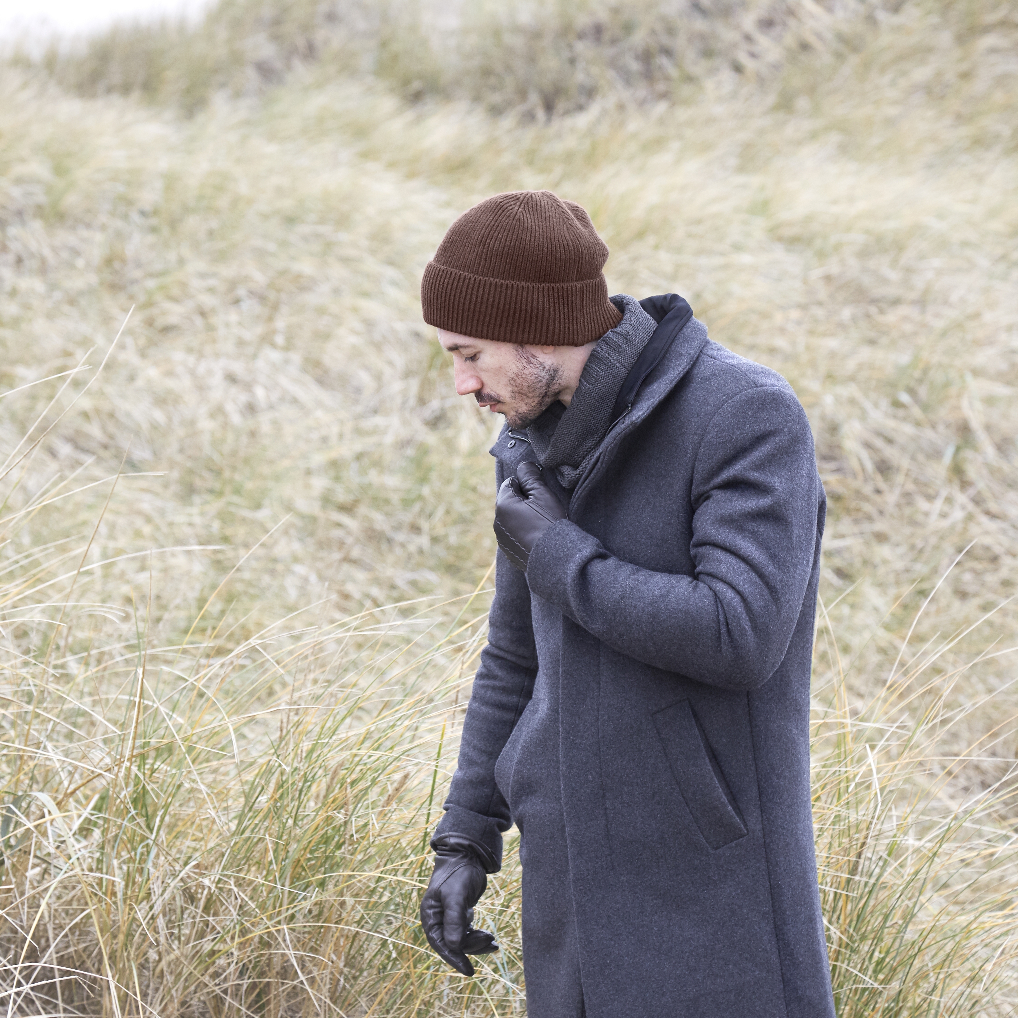 Montagna | Rust Chunky Knitted Rib Beanie - 4