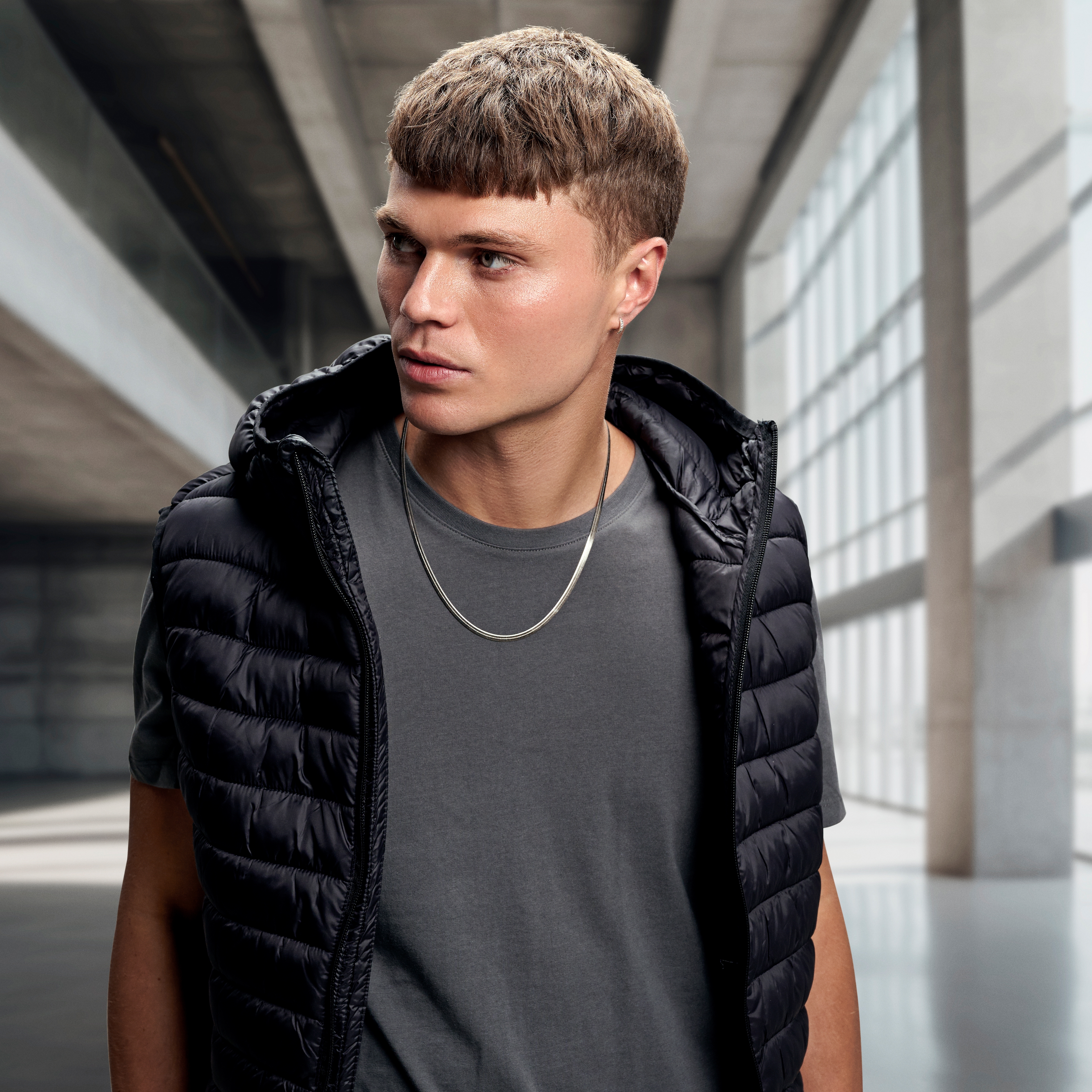 Argentia | 925s | 4mm Rhodium-Plated Sterling Silver Herringbone Chain Necklace - 6