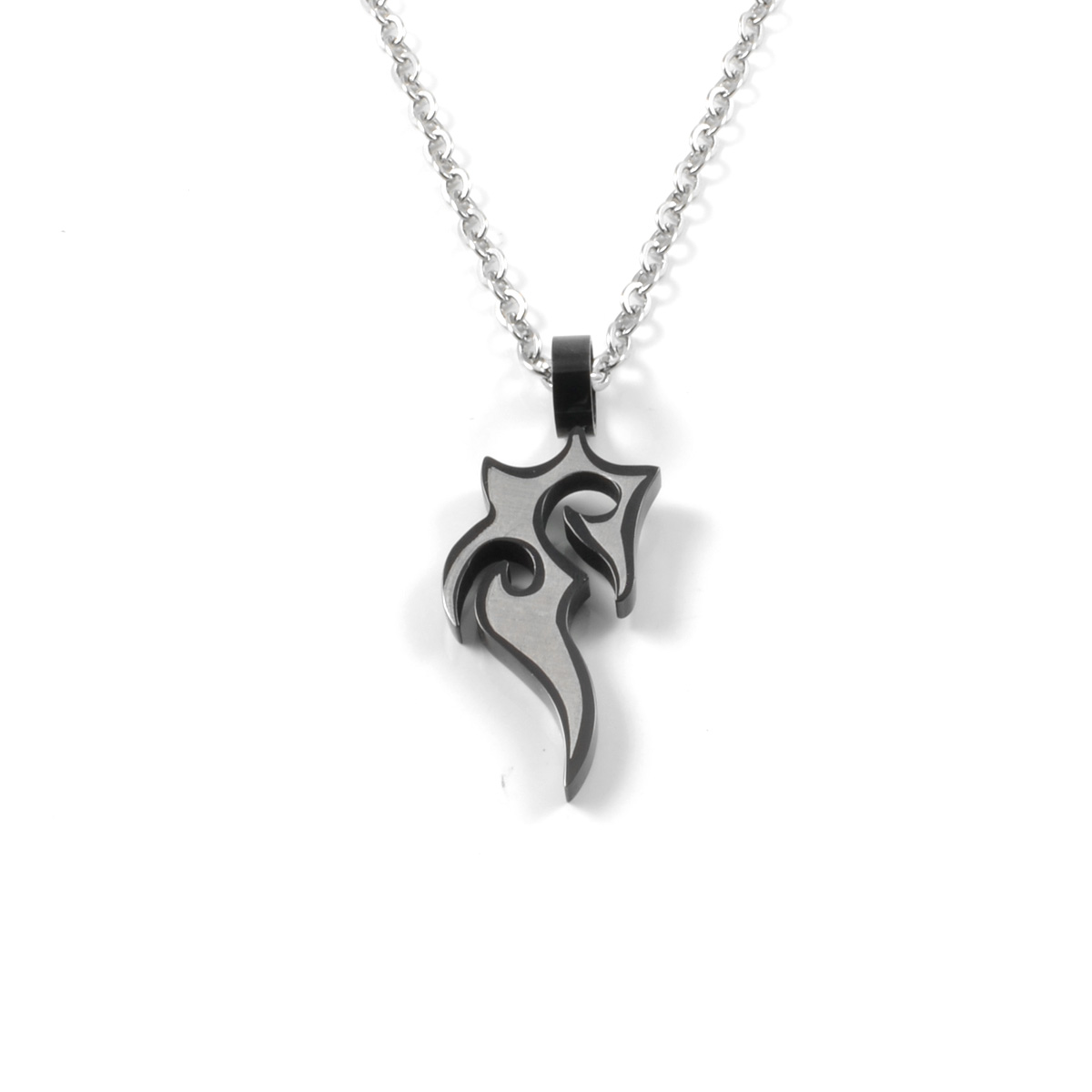 Czarny stalowy naszyjnik z motywem błyskawicy - 1