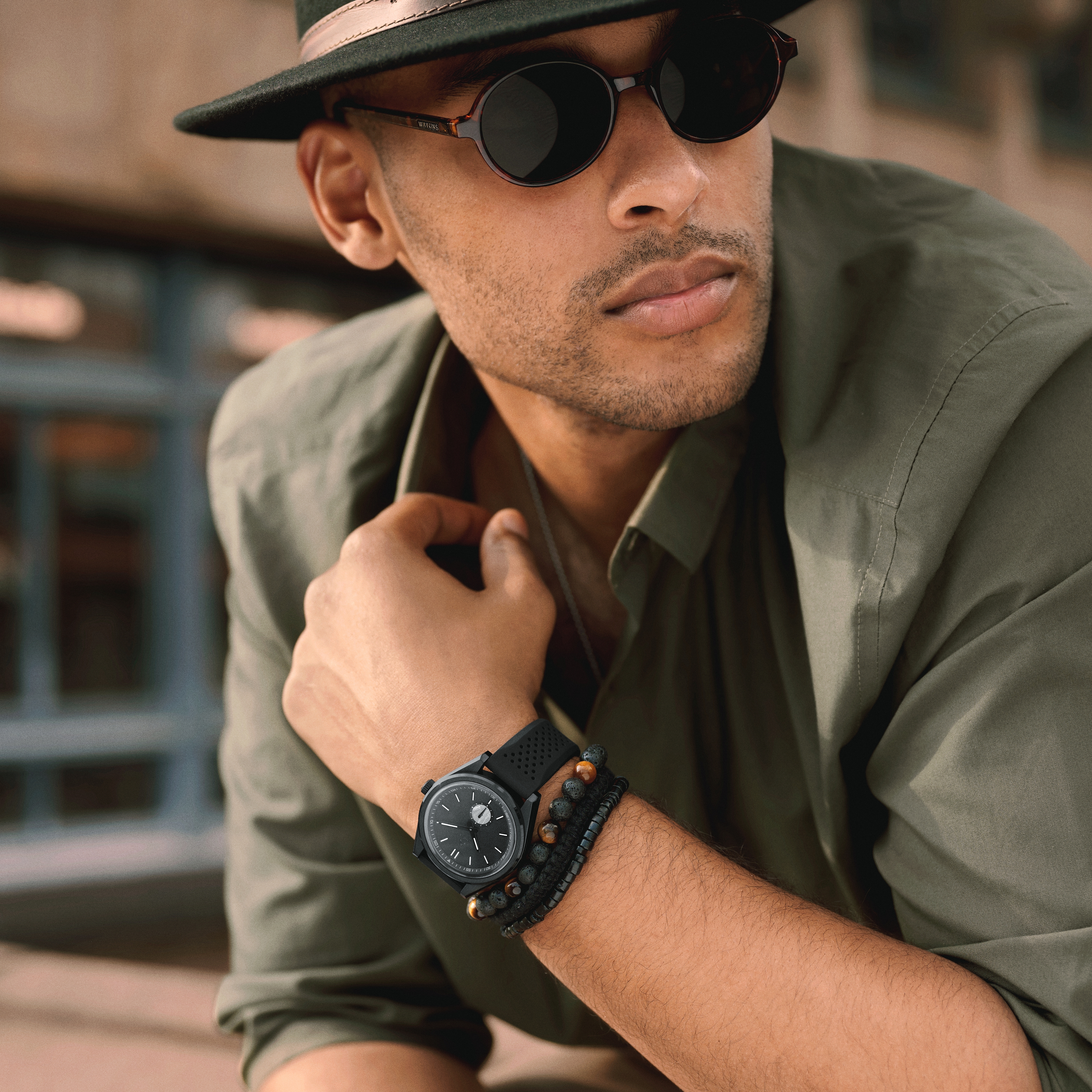 Mond | Limitovaná edícia - Hodinky z nehrdzavejúcej ocele v čiernej farbe s meteoritom - 6