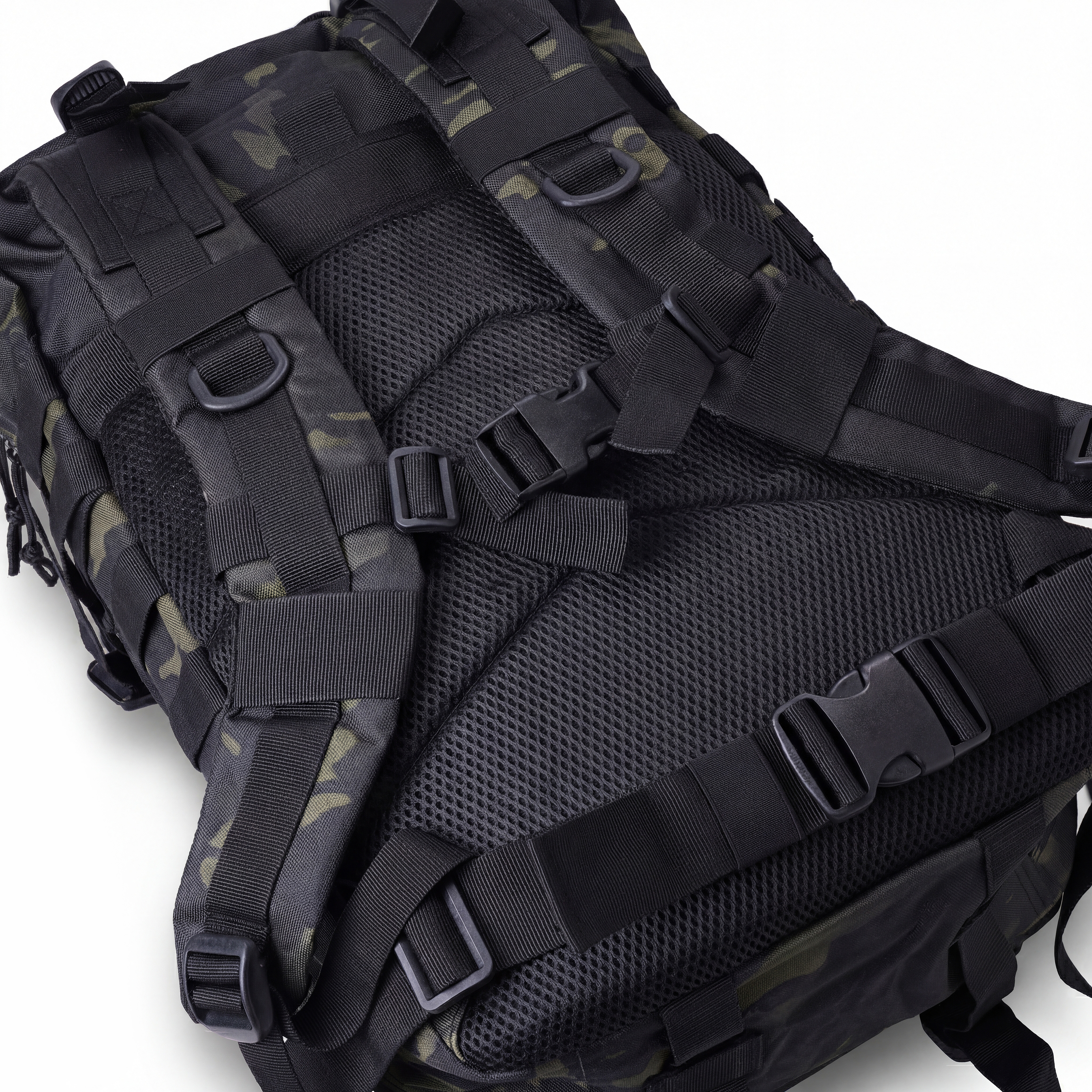 Expedition | Dunkel getarnter taktischer Rucksack mit 40 L Volumen und Patch-Fläche - 4