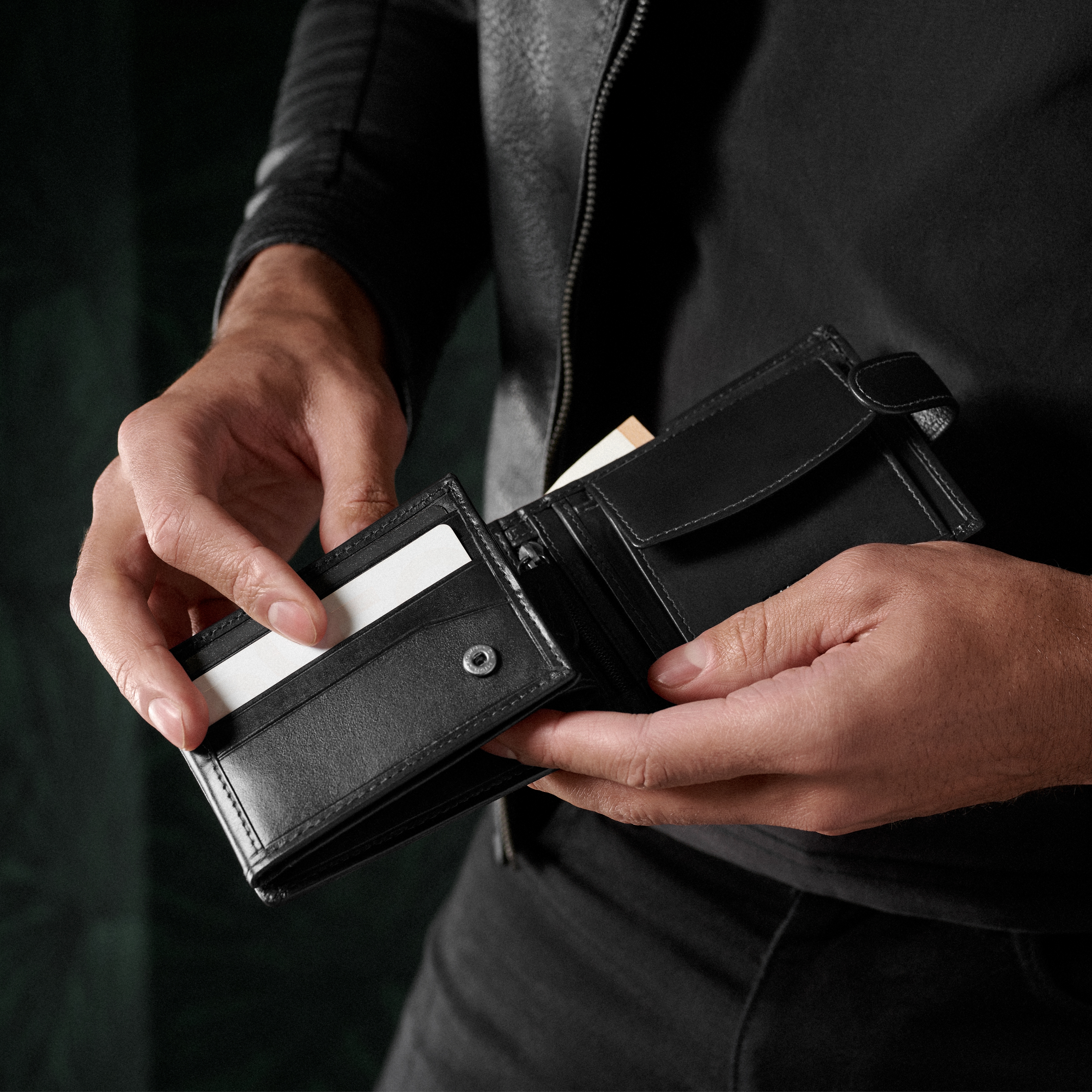 Črna ergonomska Jasper usnjena denarnica - 3