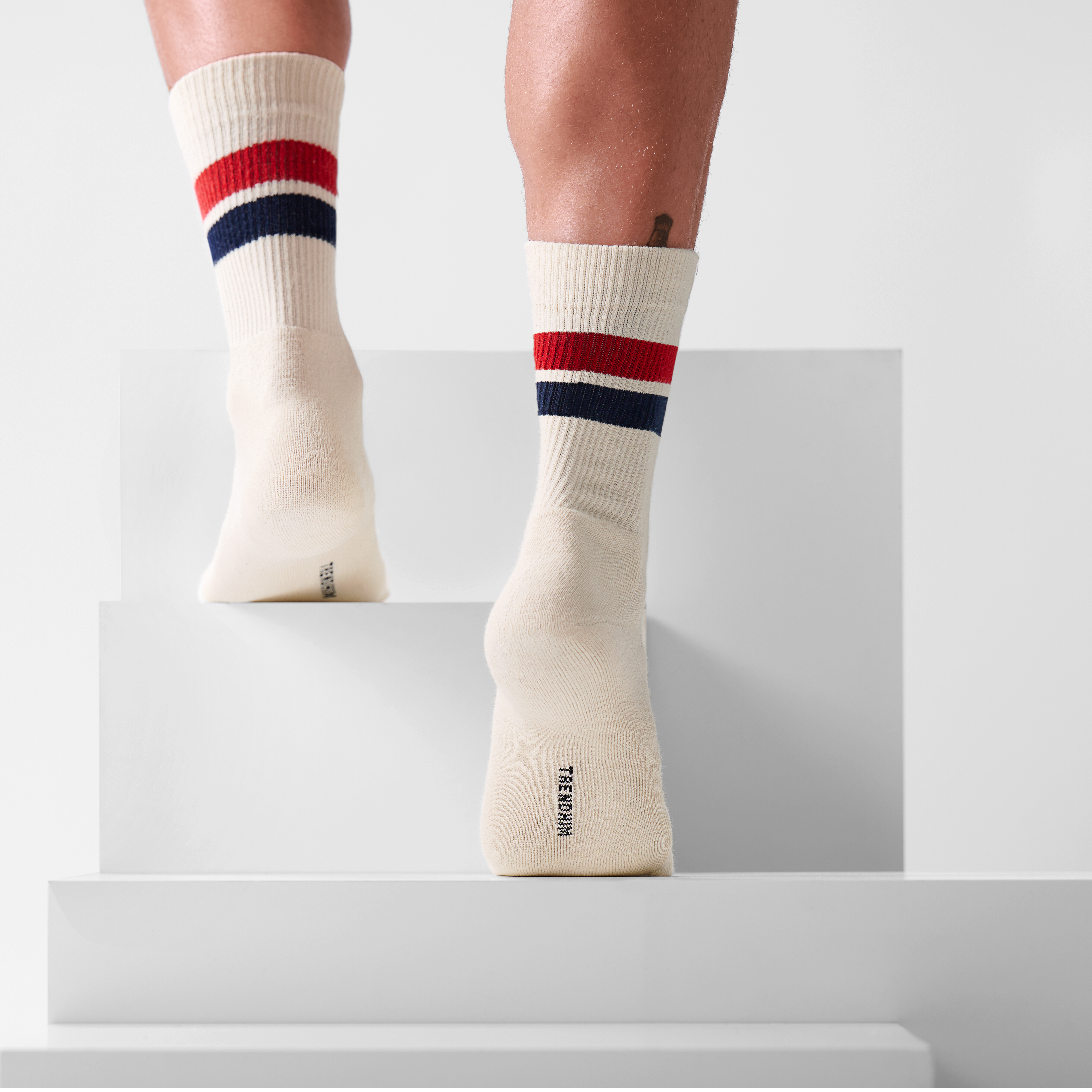 DryFeel | Bawełniane skarpetki tenisowe w paski w kolorze antycznej bieli - 4