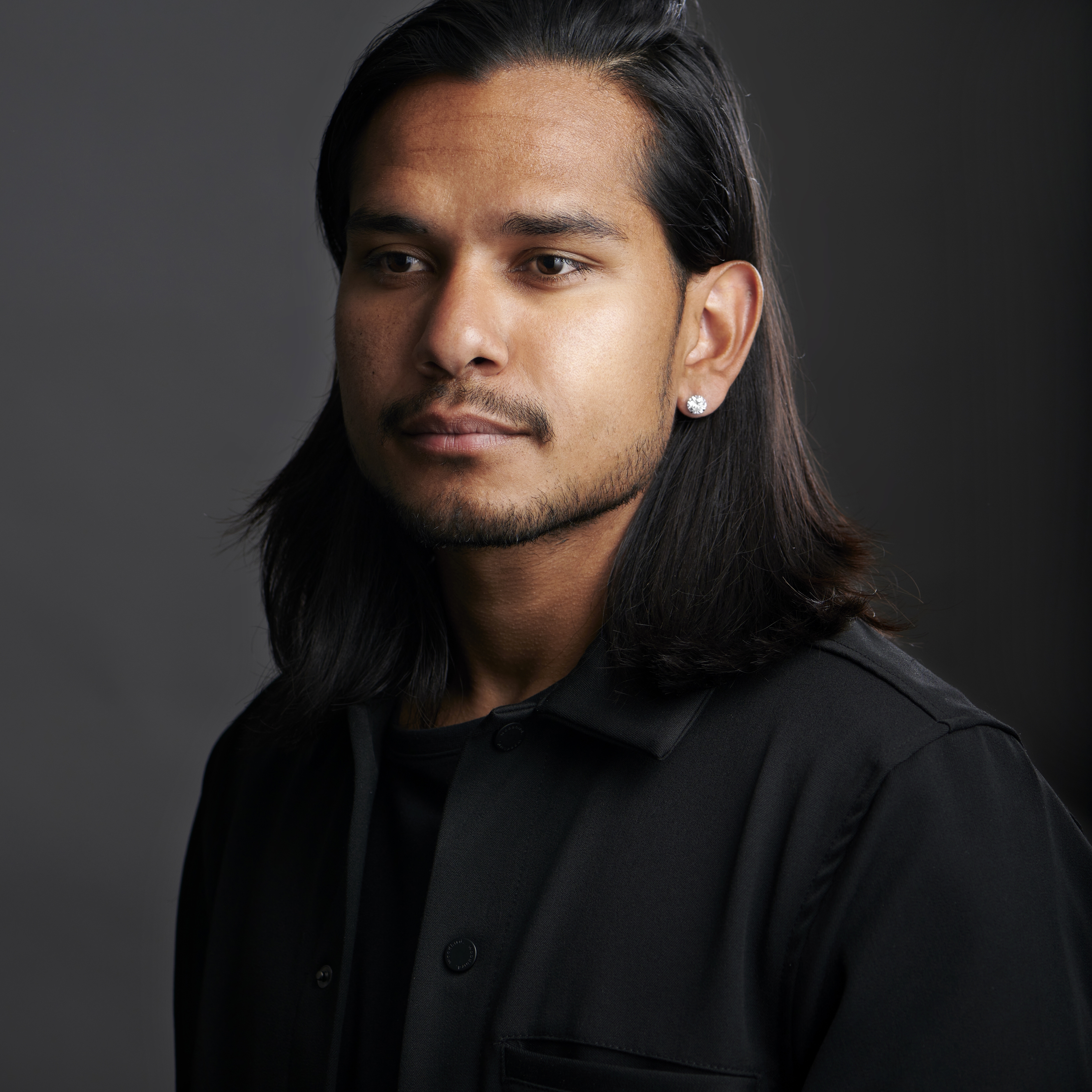 Pendiente de circonita redonda de 8 mm - 6