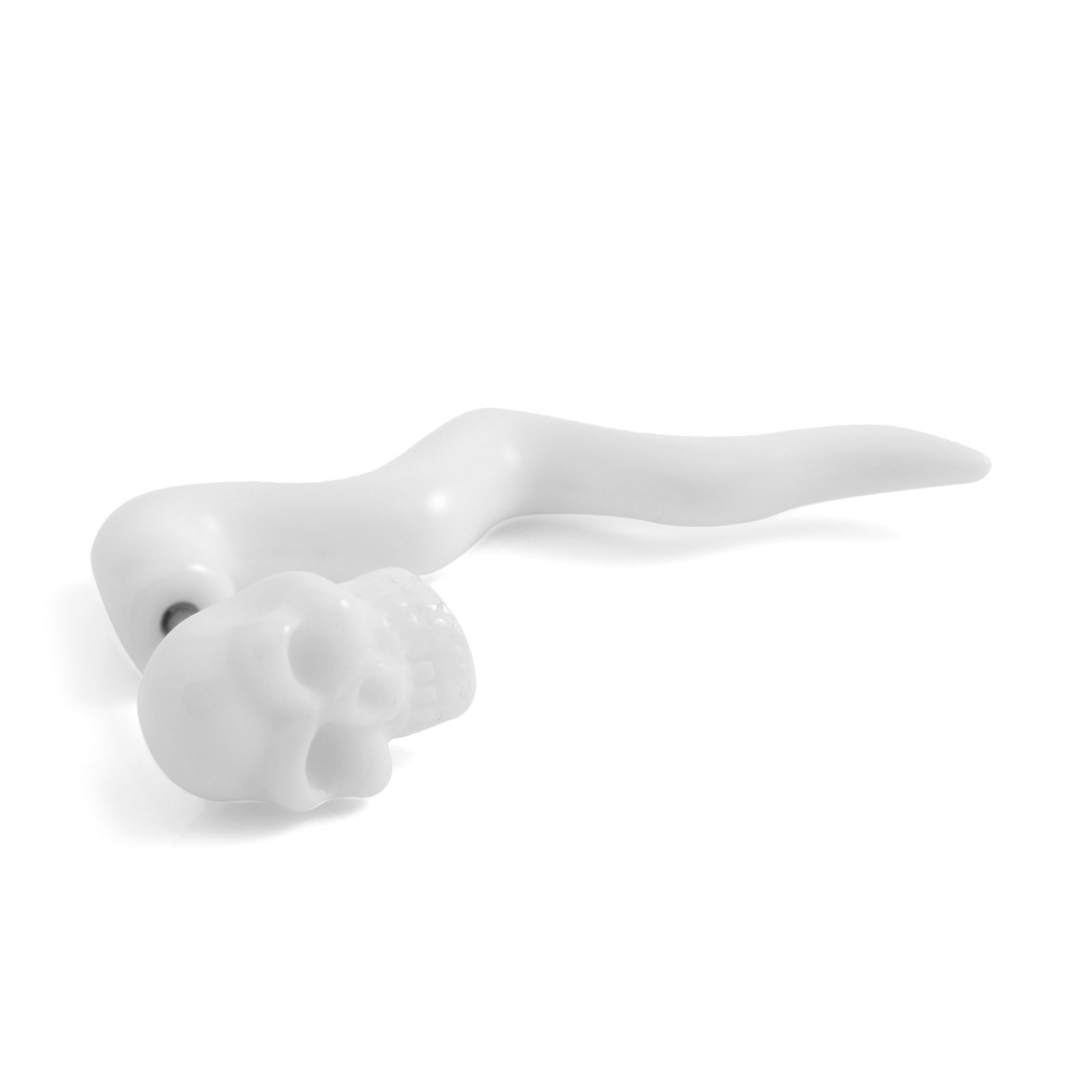 Gedrehter Ohrring mit weißem Schädel - 1