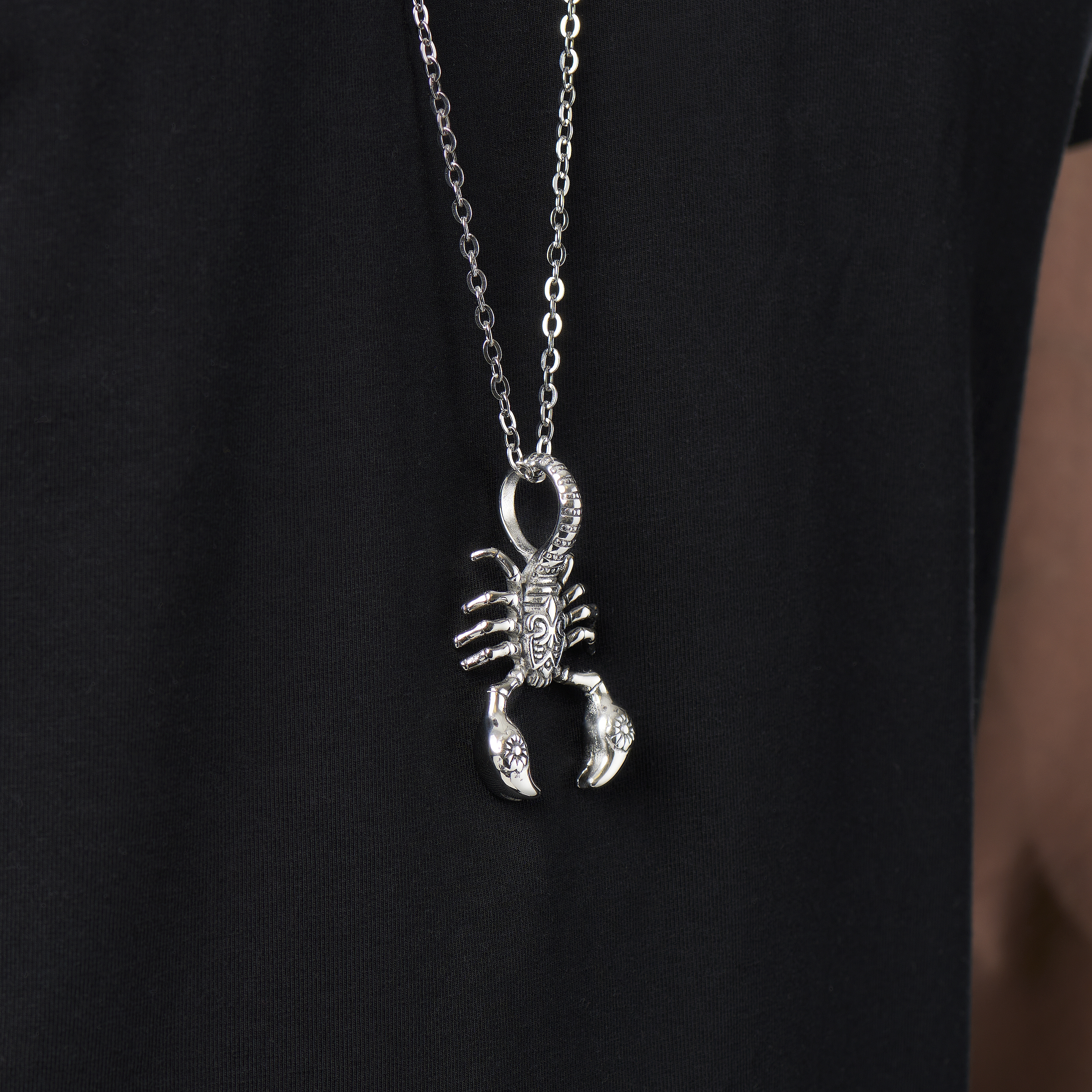 Halskette Mit Skorpion Anhänger - 3