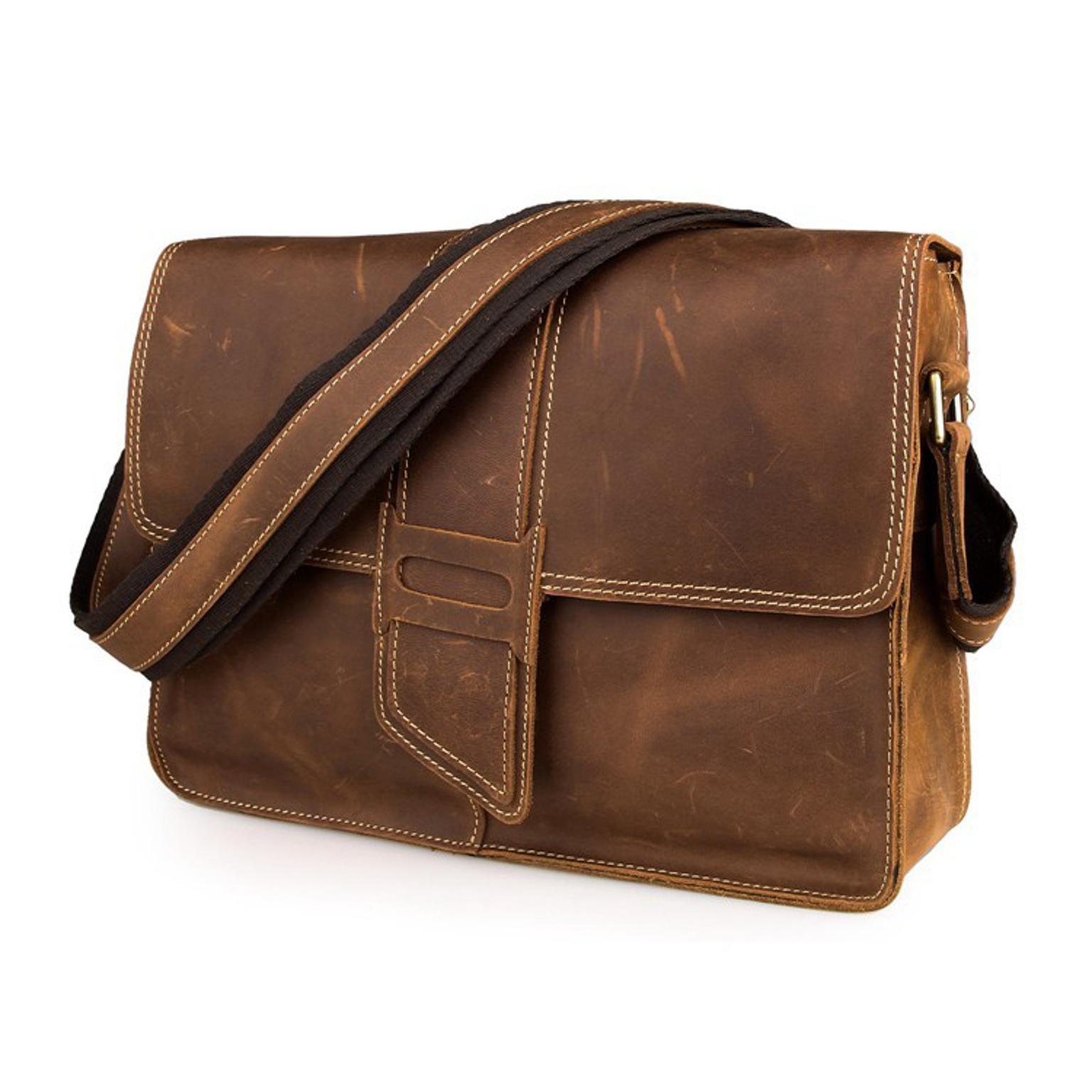 Sacoche en cuir marron aspect vintage Sacoche en cuir marron aspect vintage