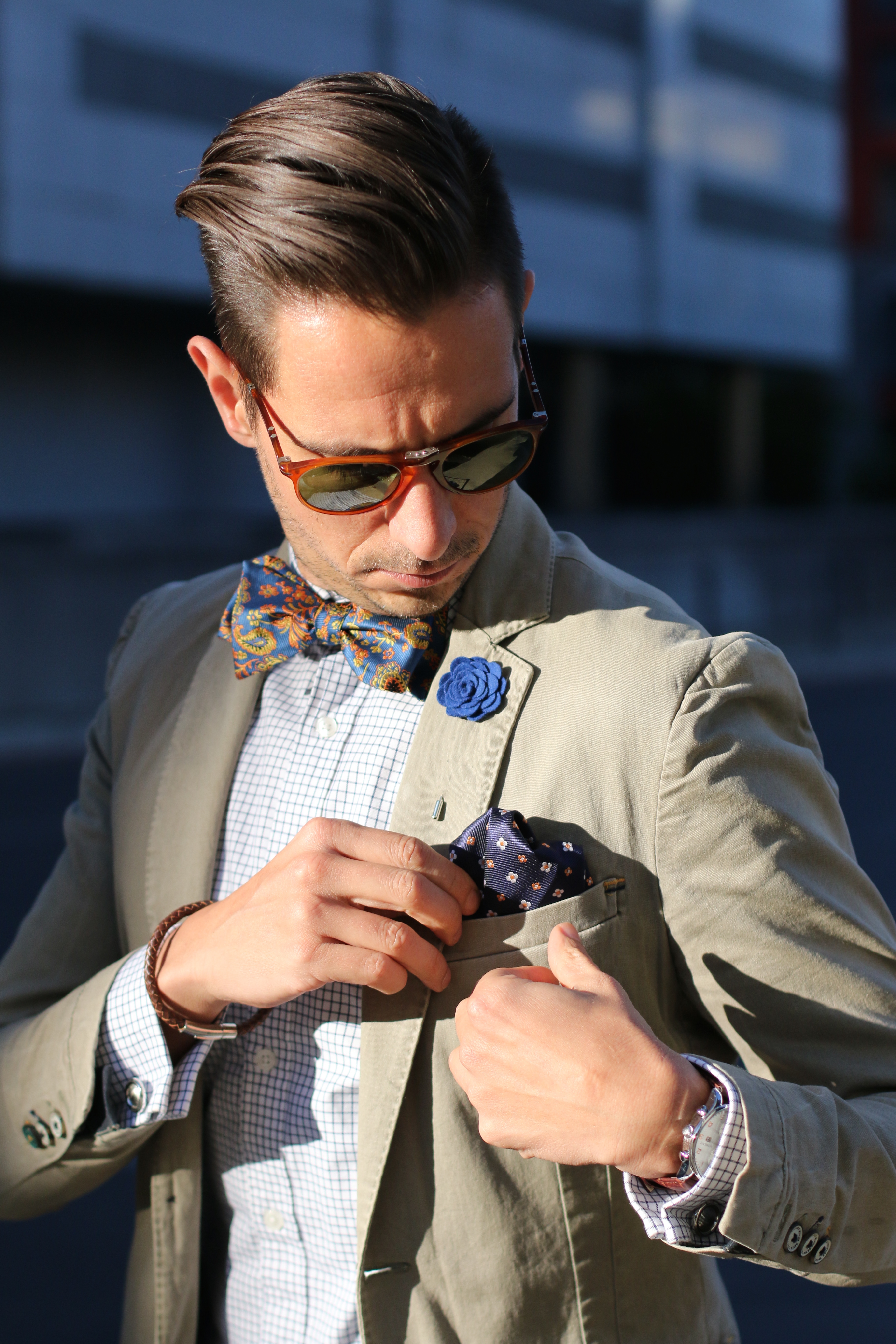 Olimpiai kék színű rózsás hajtókatű - 4