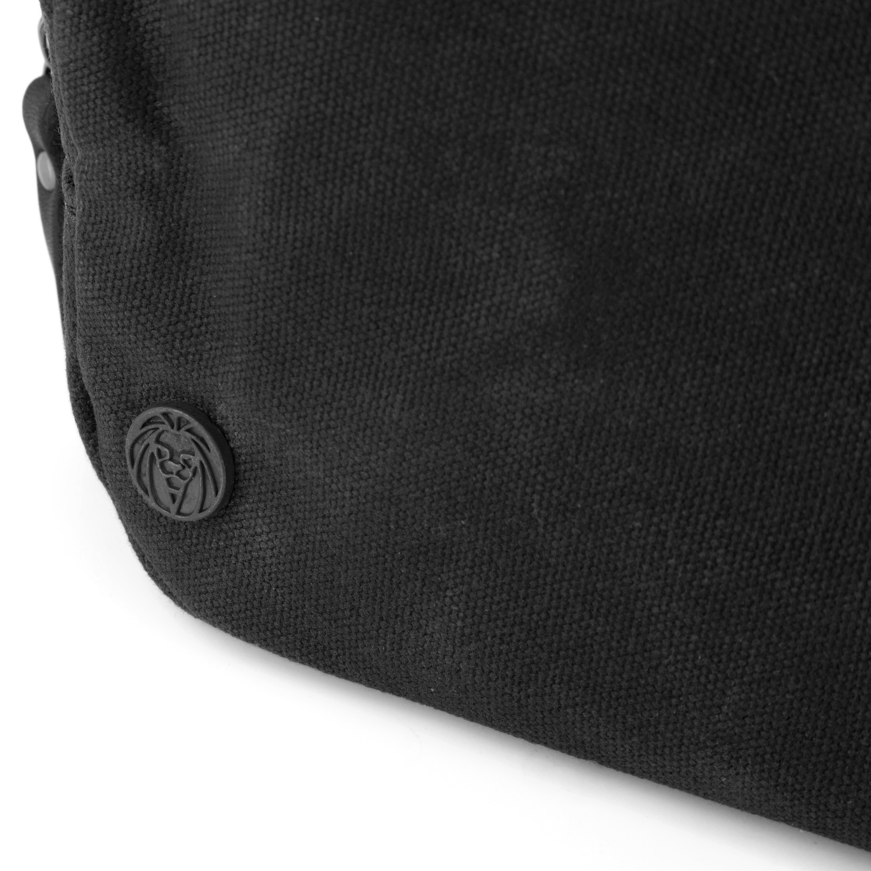 Black Bridge Waxed Canvas Washbag - 9