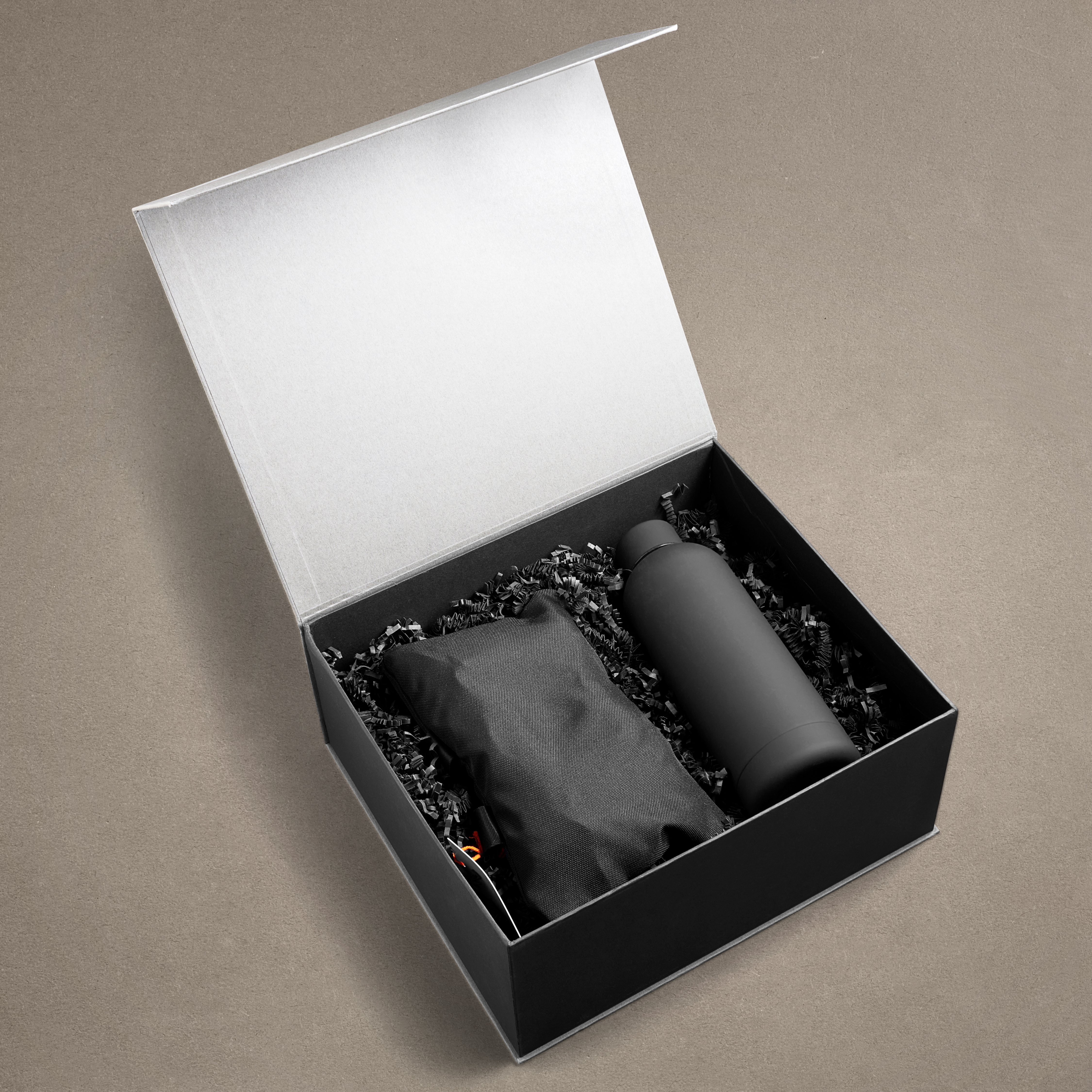 Active Man's Gift Box | Black - 3