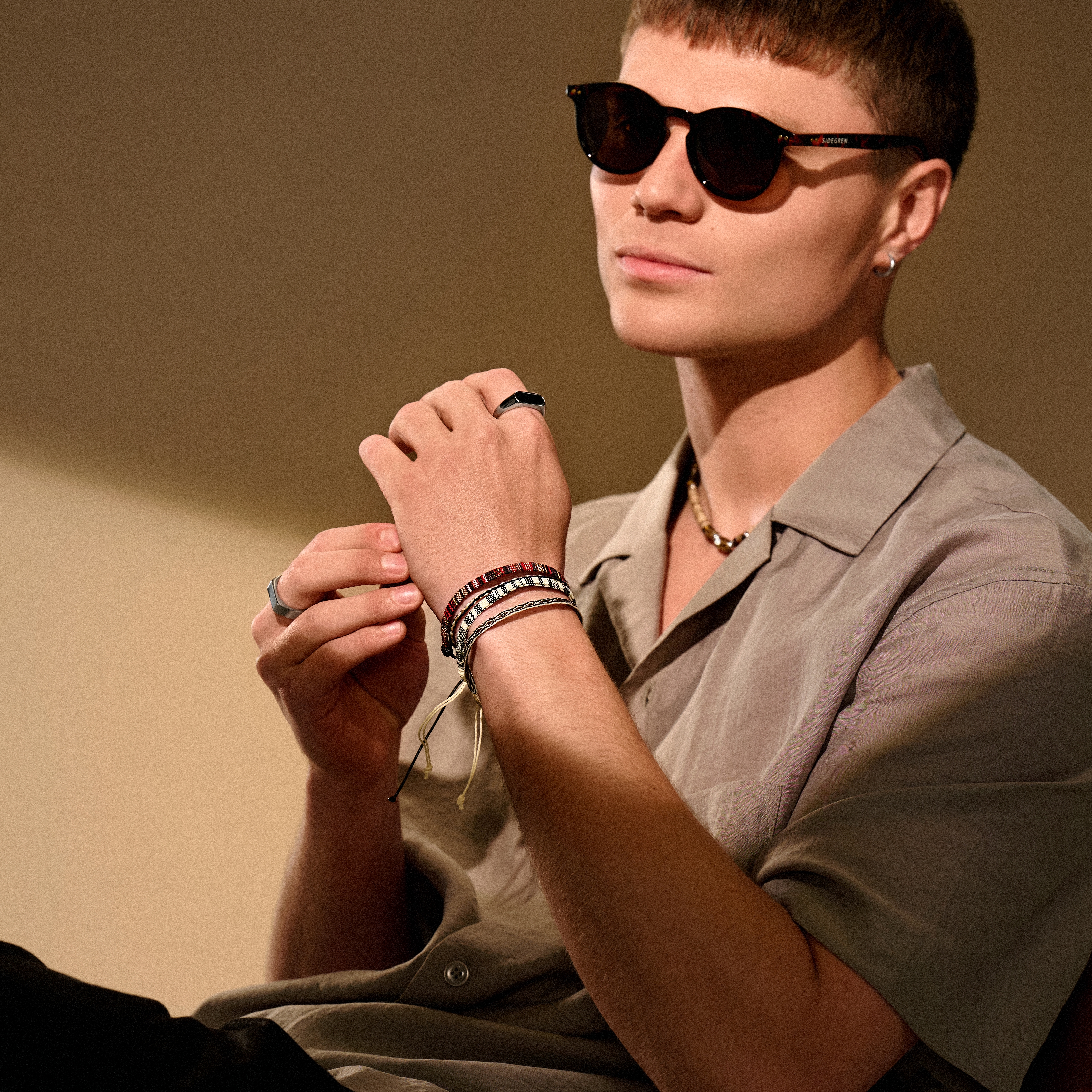 Red & White Multicoloured Textile Surfer Bracelet - 4