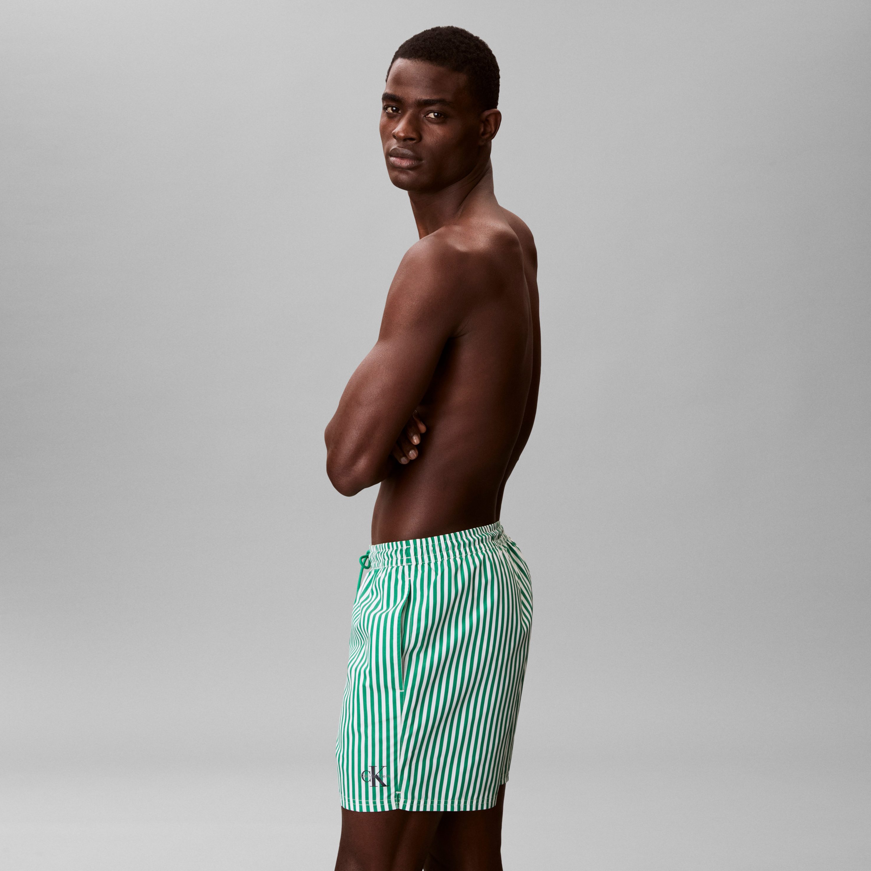 Calvin Klein | Zelené pruhované plavkové šortky - 3