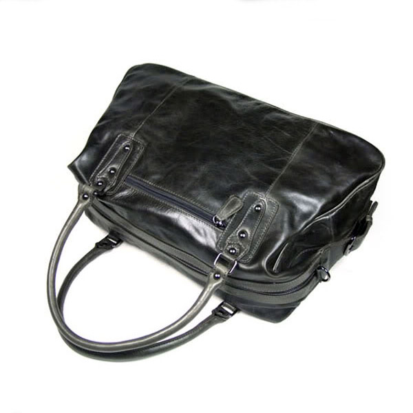 Mattschwarze Ledertasche - 4