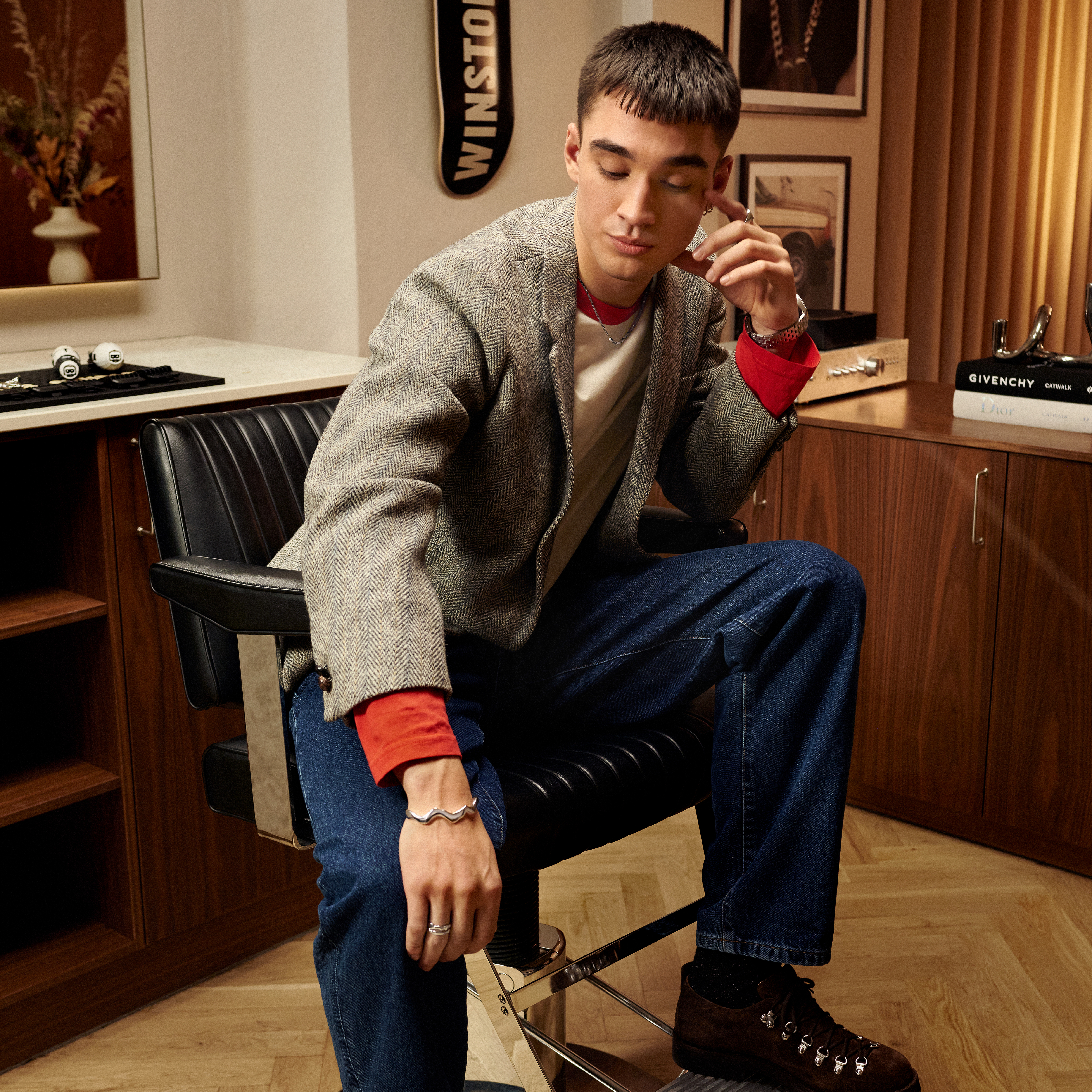 Magma | 4 mm silberfarbener Edelstahl Ring mit wellenförmigem Design - 4