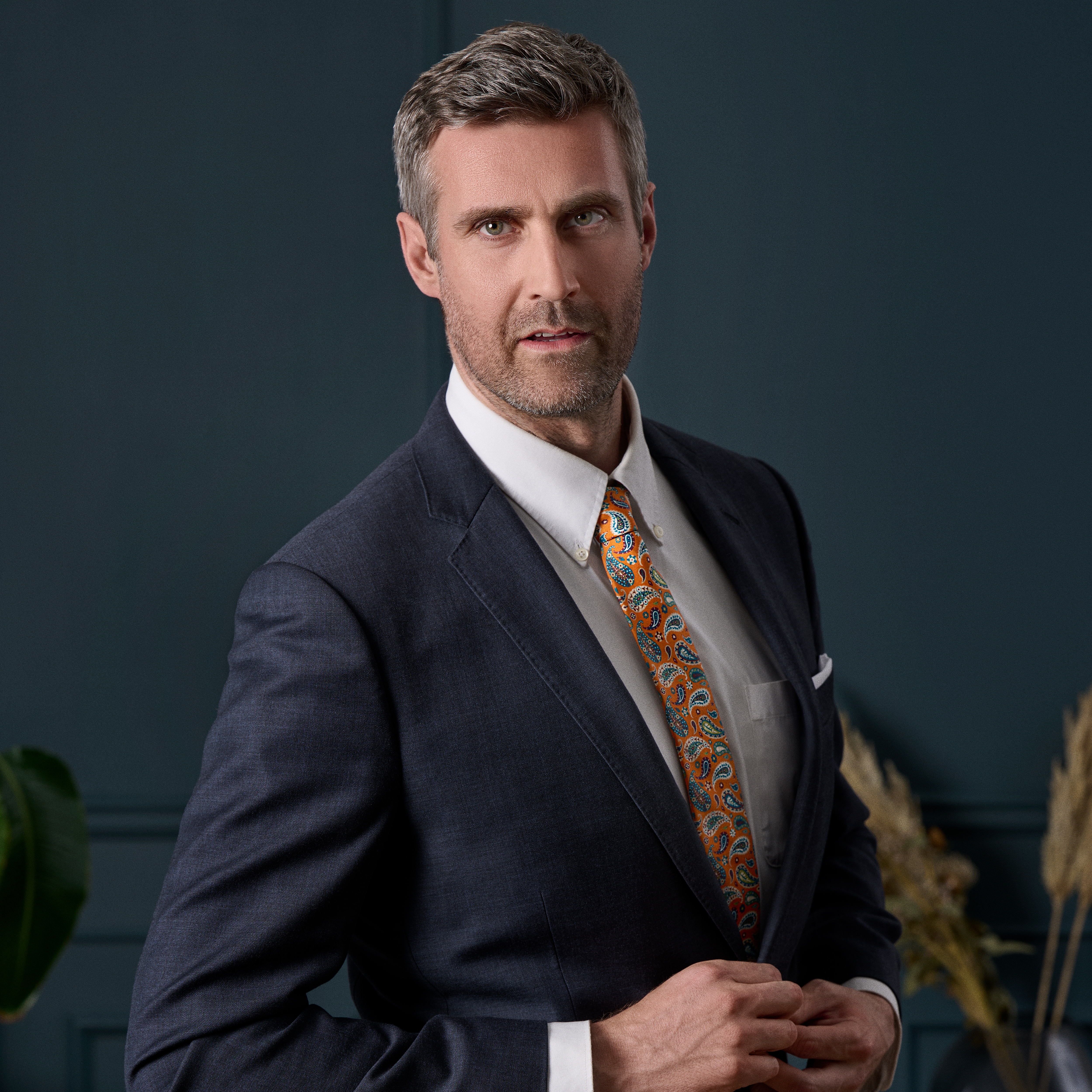 Virtuo | Mandarynkowy, jedwabny krawat we wzór paisley o długości 6 cm - 4