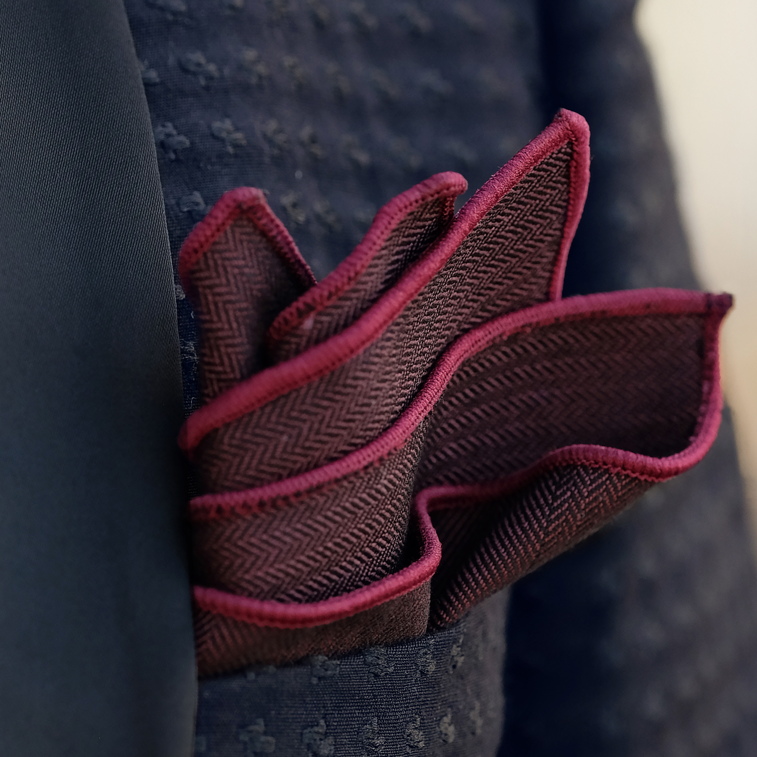 Fazzoletto da taschino marrone con motivo  - 3