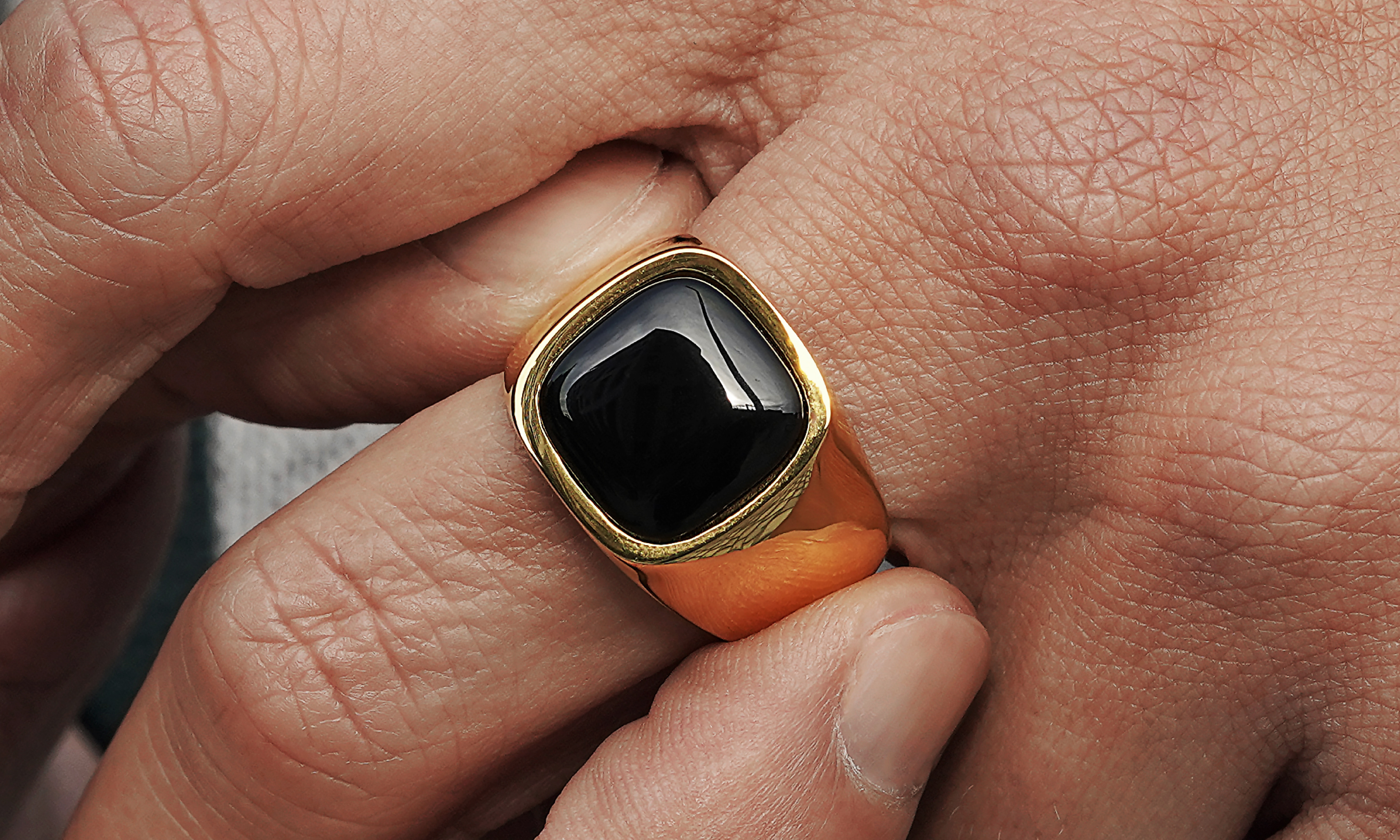 Learn everything you need to know about men's rings in this ultimate guide.