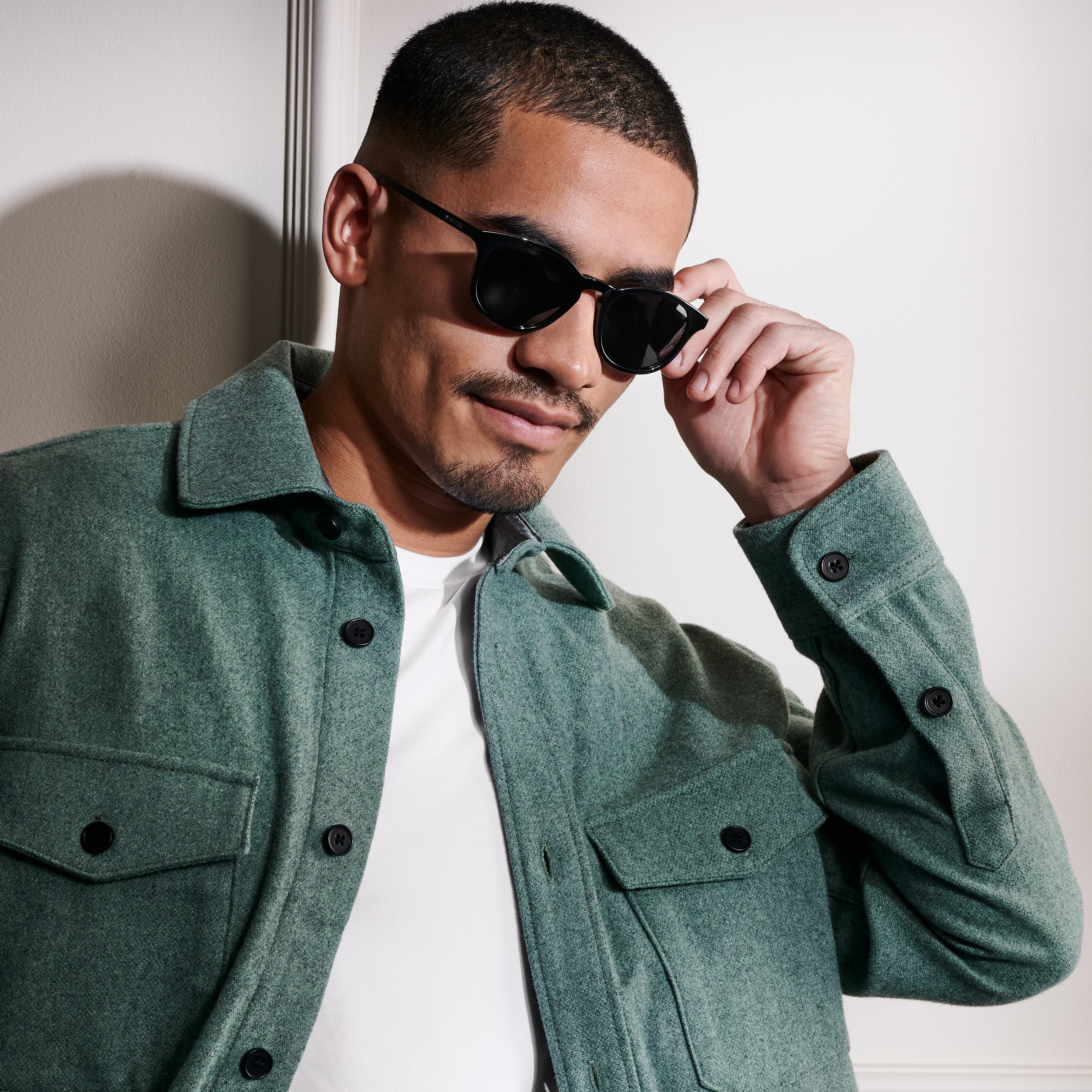 Warrick Thea Polarizētas saulesbrilles melnā un pelēkā - 2