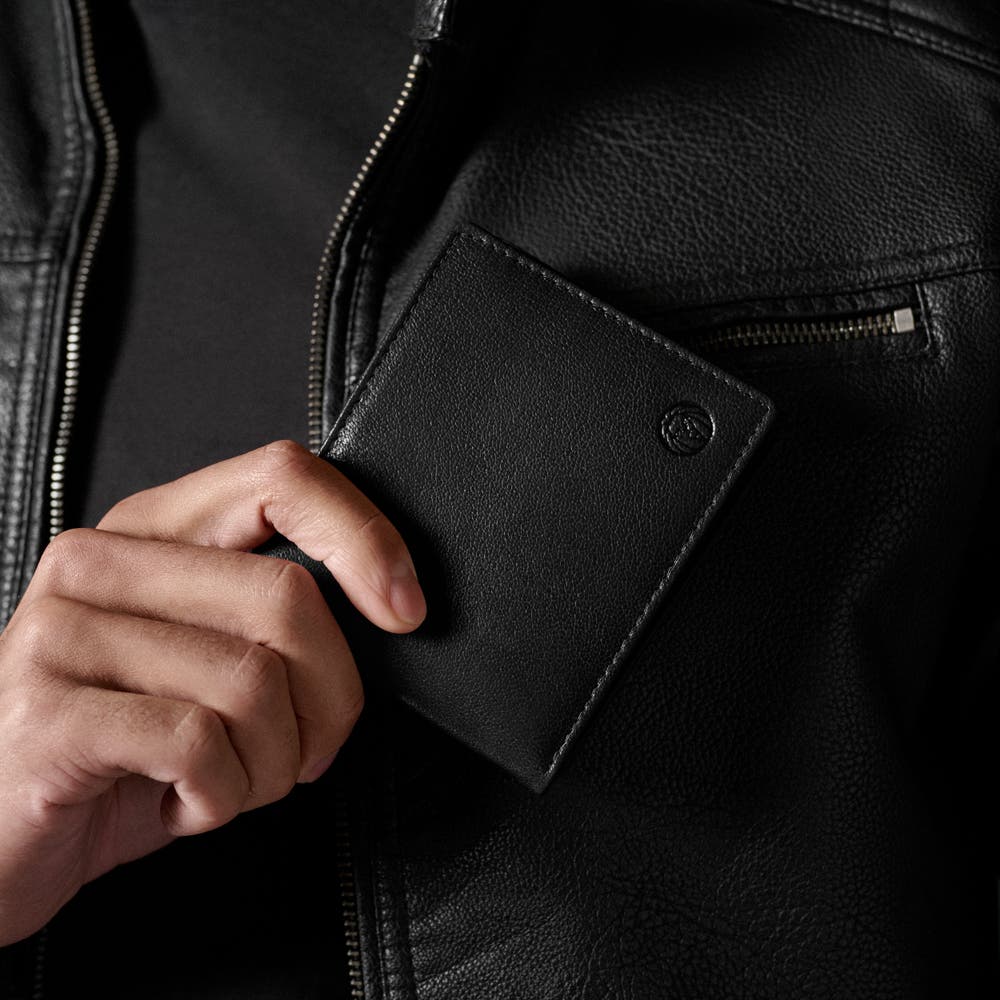 hover: Black Slim California Leather Wallet hover: Black Slim California Leather Wallet