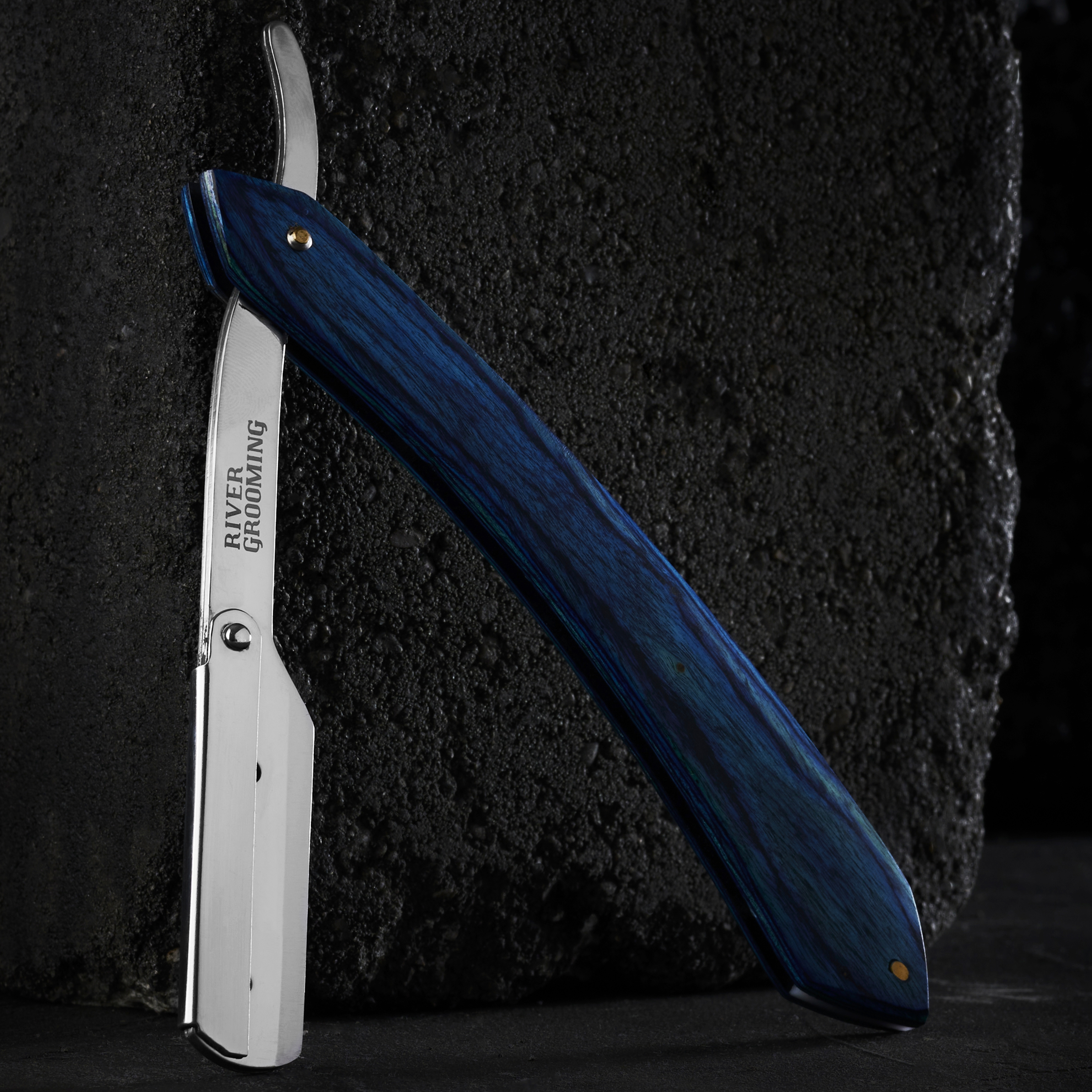 river grooming straight razor