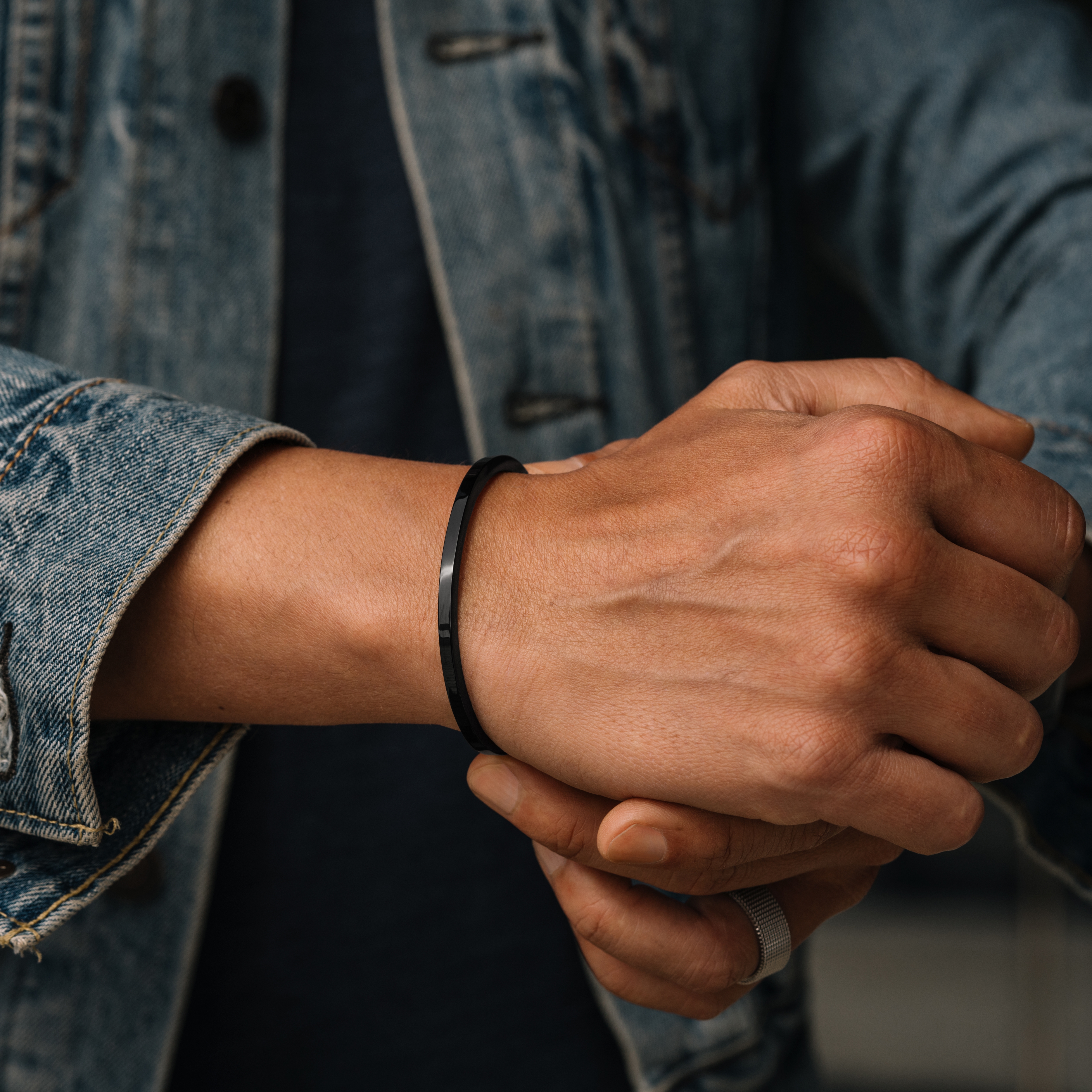 Silverly Bracciale Rigido Sottile In Argento 925 Con Motivo Ondulato Intrecciato - Circonferenza 17 Cm