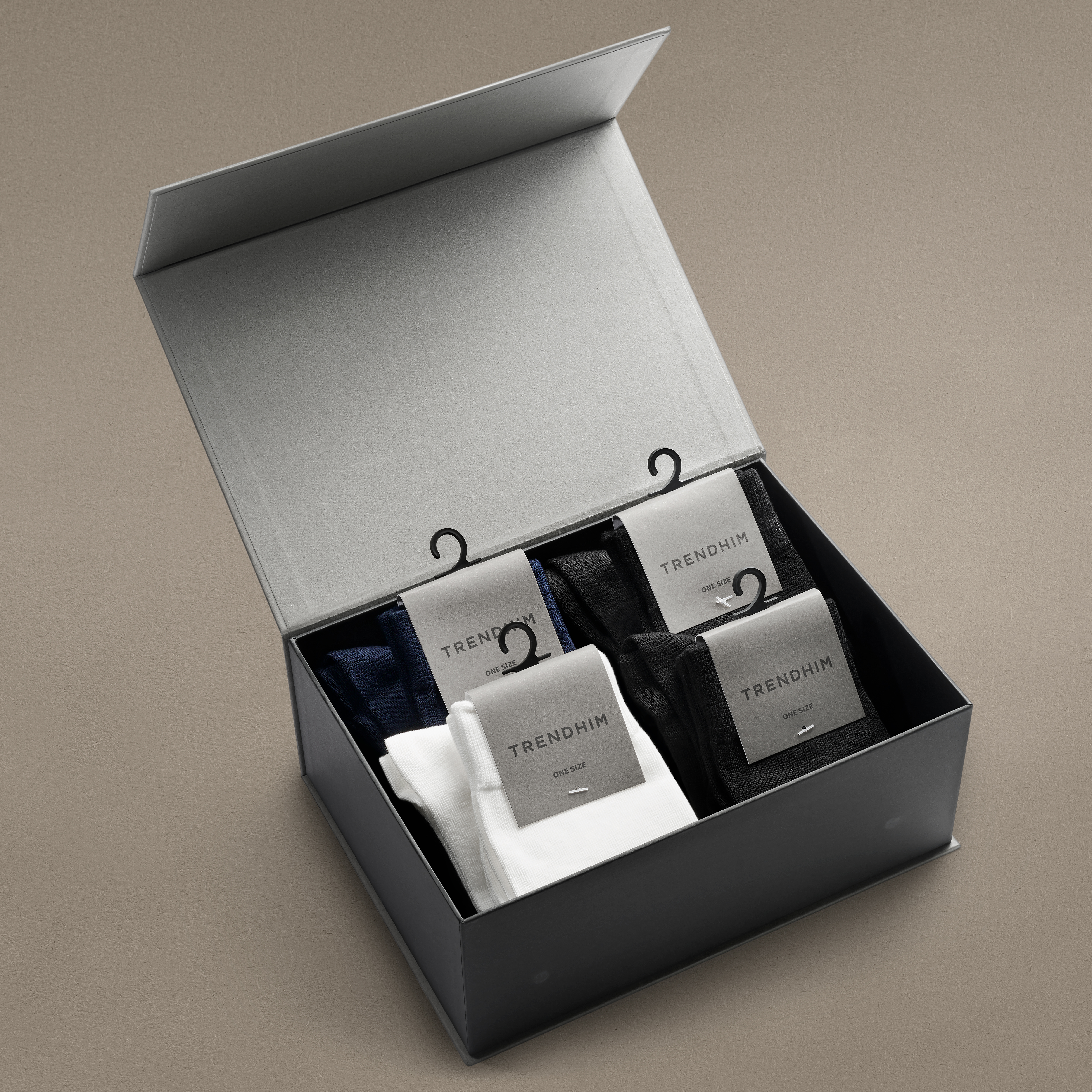 FreeFeel | Bambus Strømper Gaveæske | Kongeblå, Sort & Hvid - 3