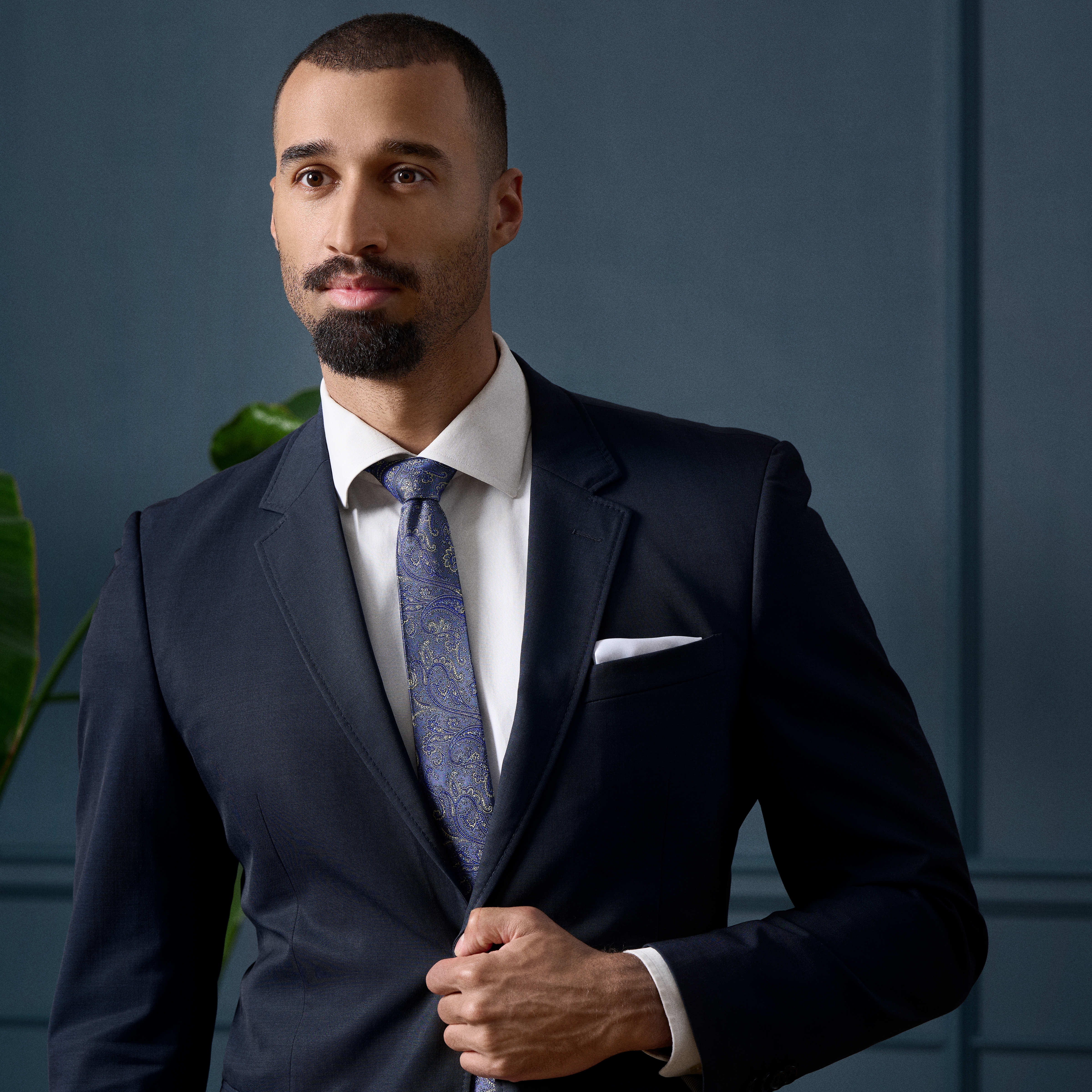 Cravate en soie à motif cachemire bleu clair et doré | 6 cm - 4