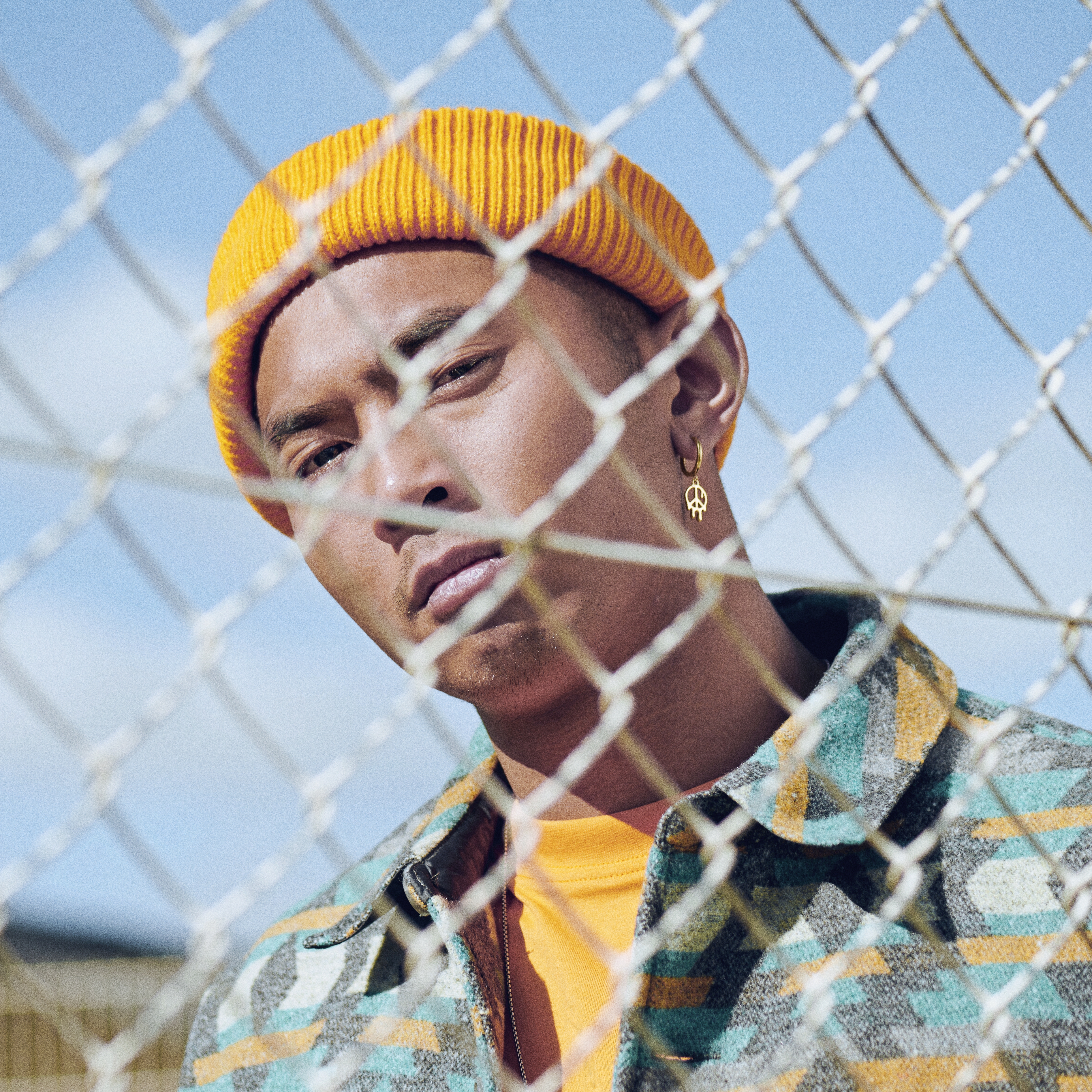 Fahrenheit | Melting Gold-tone Peace Hoop Earring - 4