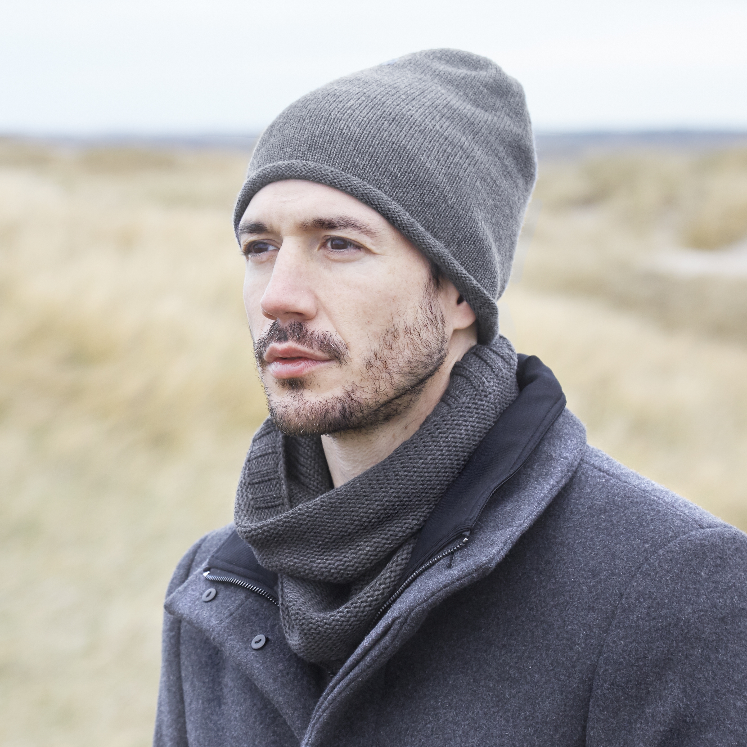 Bonnet gris en laine mérinos Franke Montagna - 2