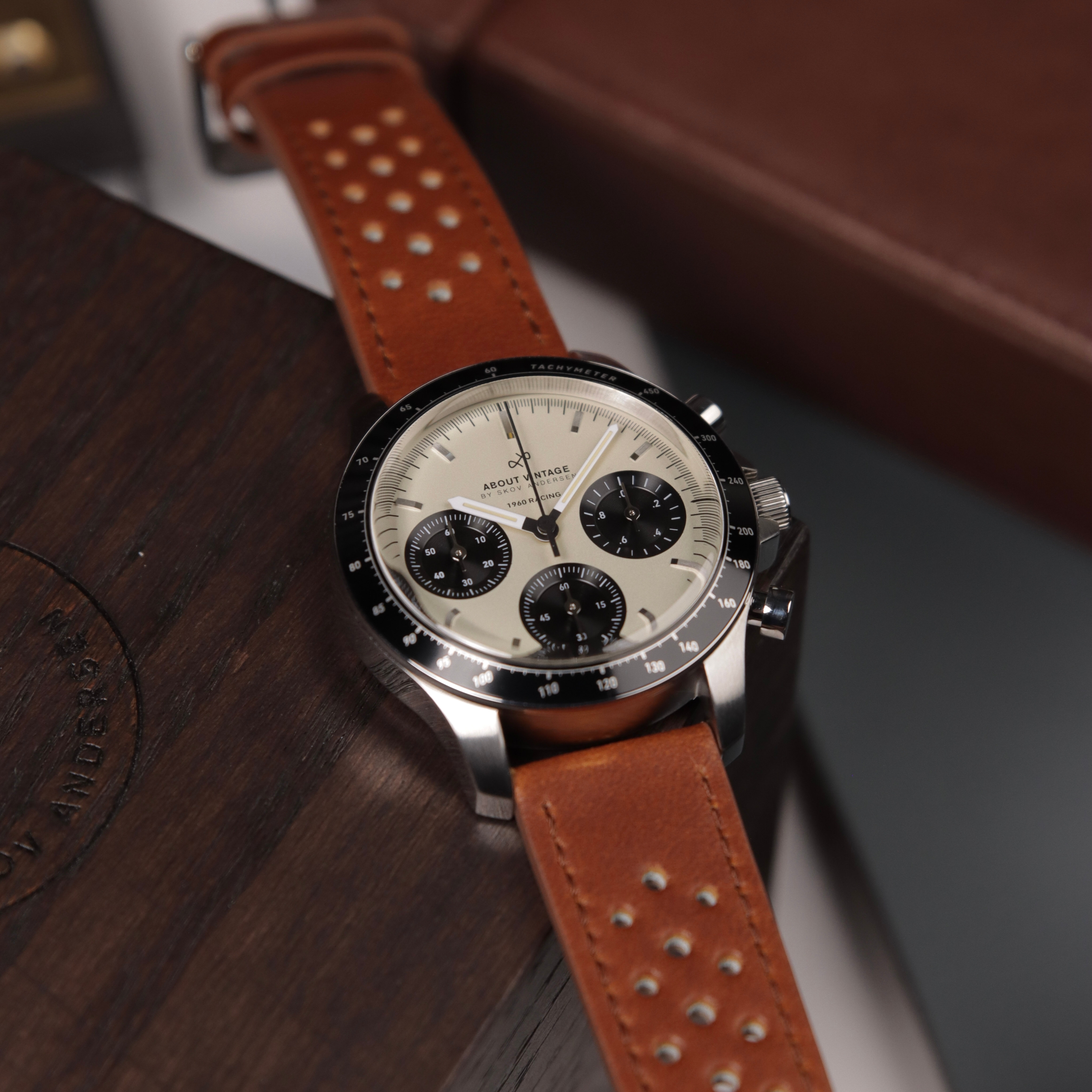 1960 Racing Chronograph | Surgical Steel, Off-White & Black