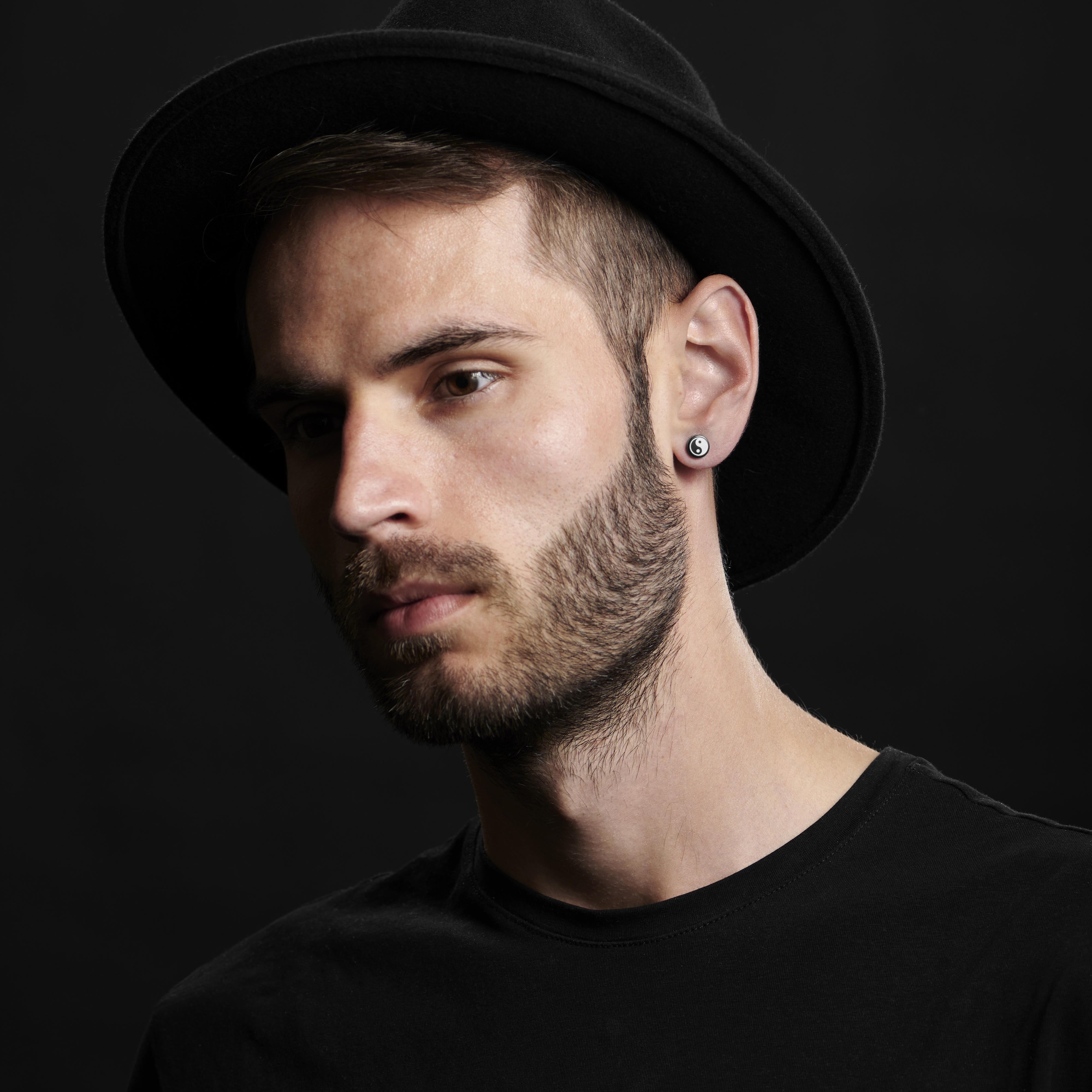 Black Steel Yin & Yang Magnetic Earring - 4