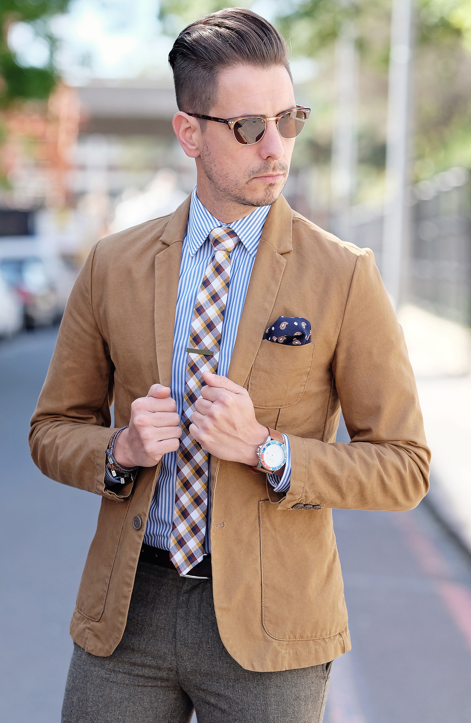 Pasador de corbata corto cuadrado caqui - 6