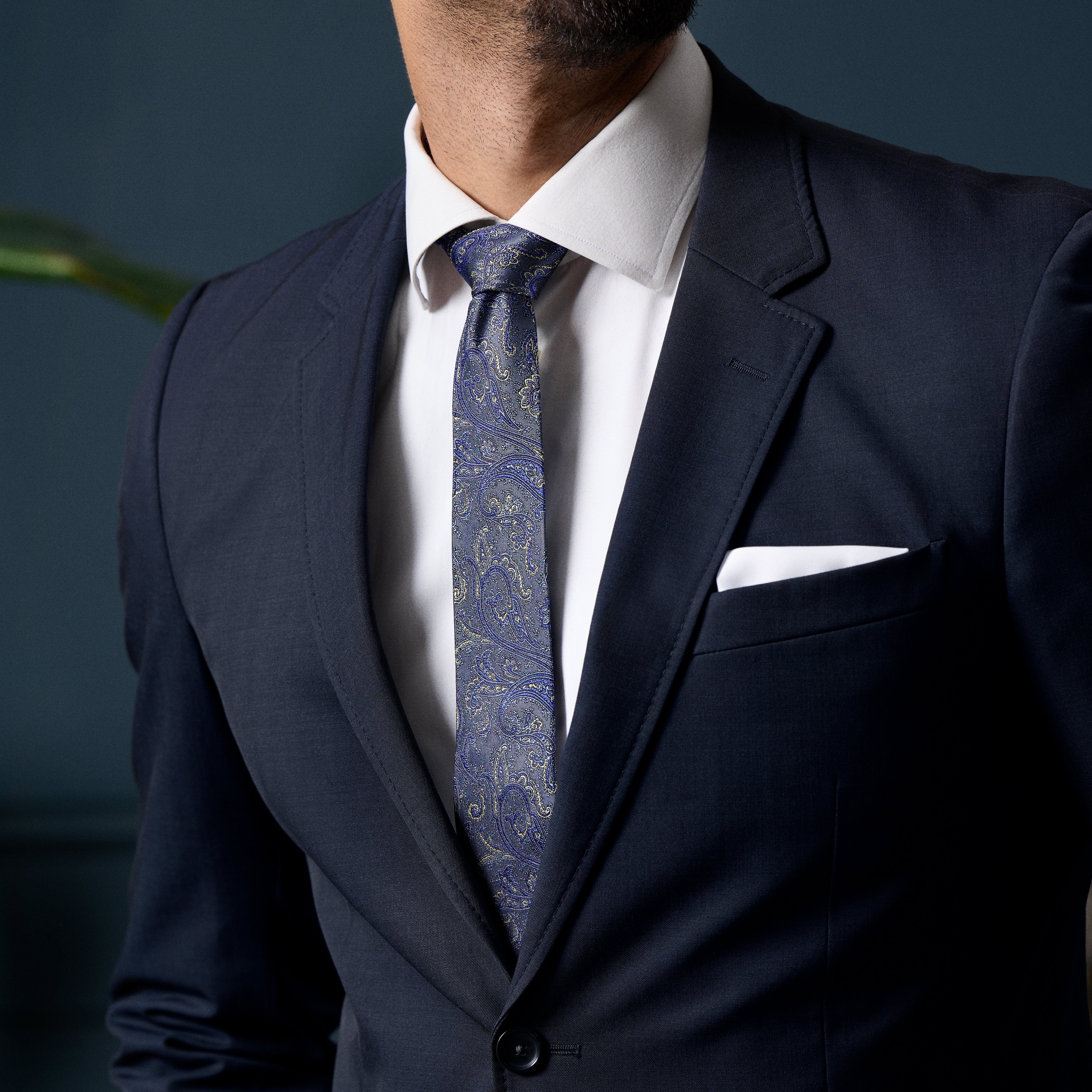 Cravate en soie à motif cachemire bleu clair et doré | 6 cm - 3