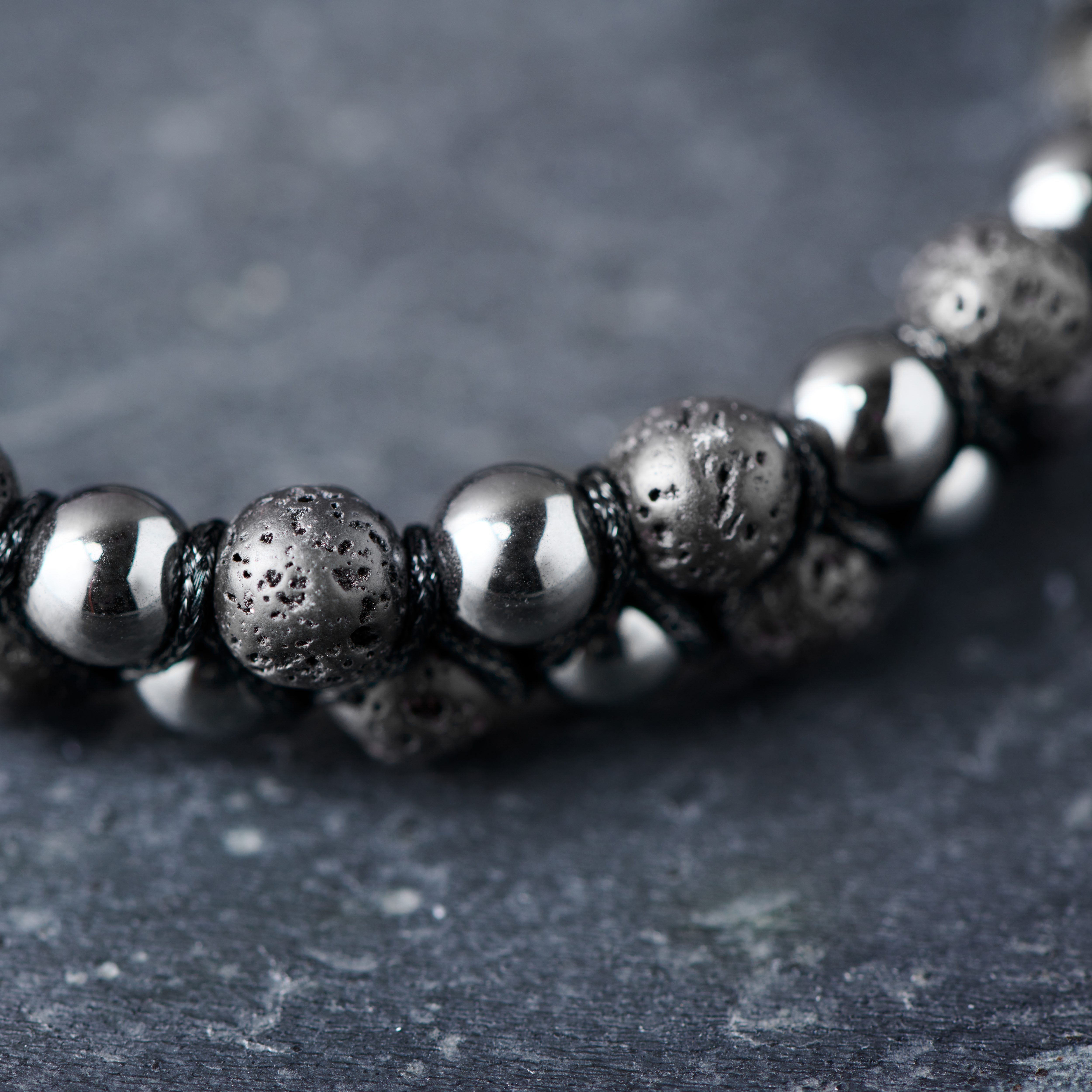 Sanatio Dubbelradigt Armband med Hematit och Lavasten - 7