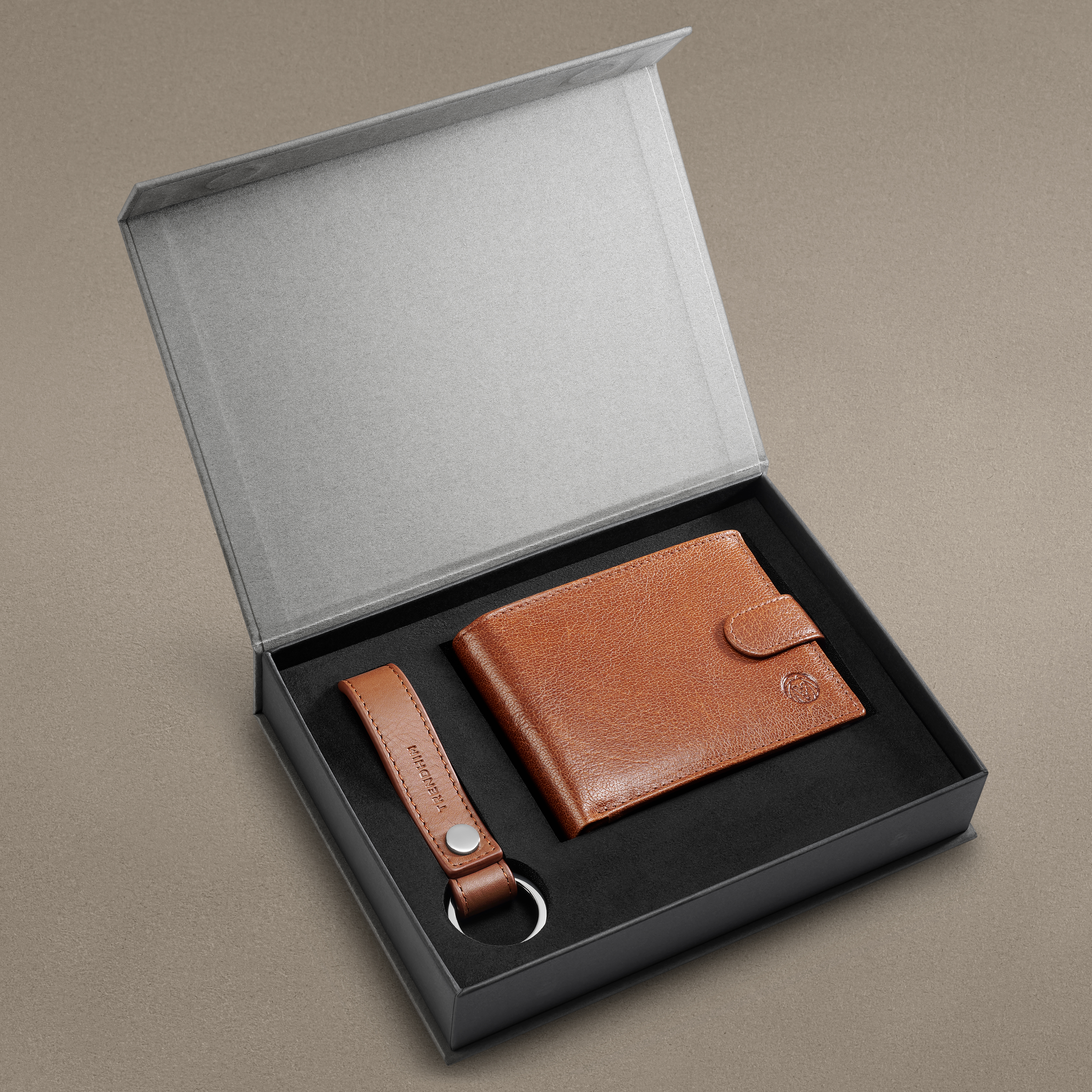 Tan Leather Bifold Wallet & Keychain Gift Box - 3