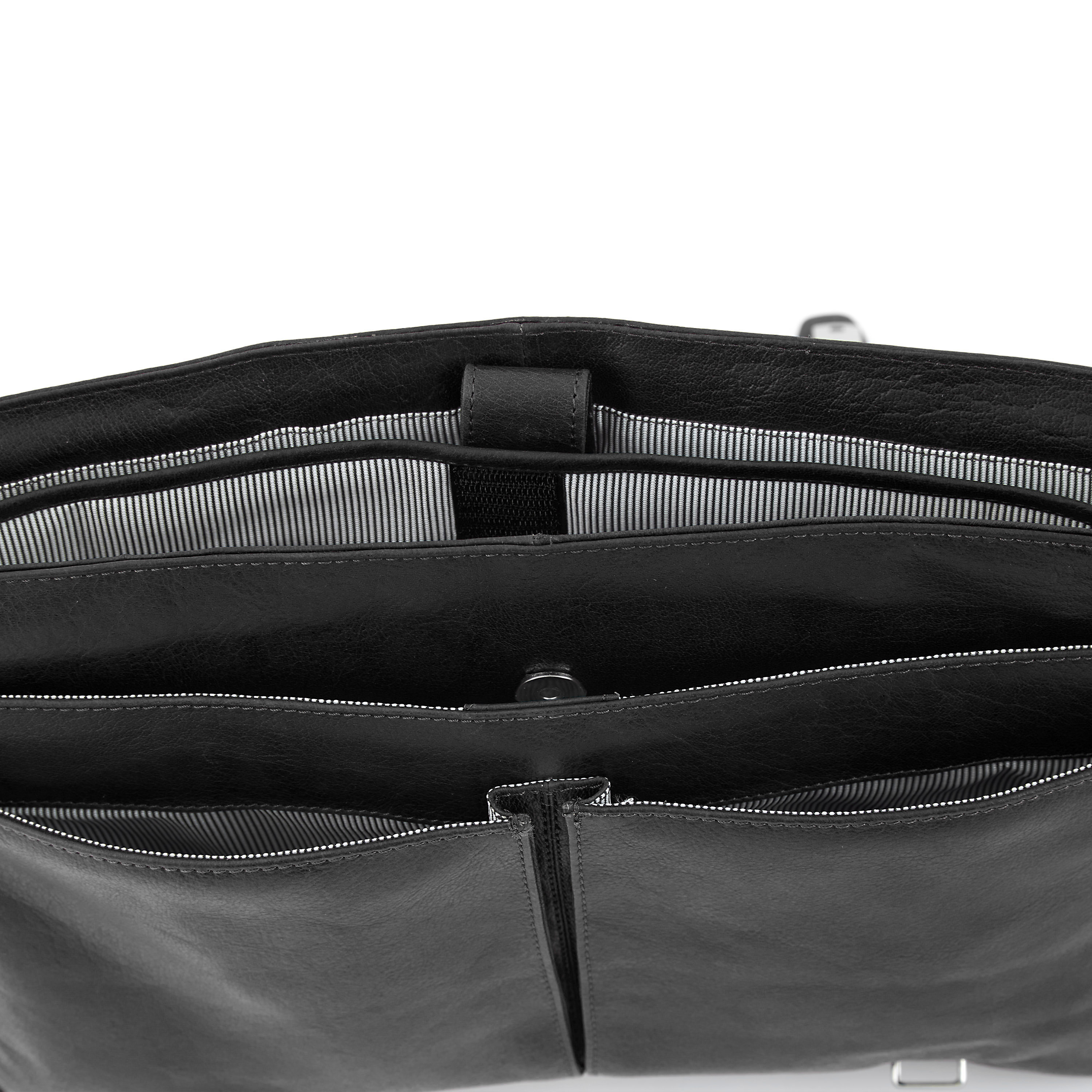 Black Classic California Shoulder Bag - 16