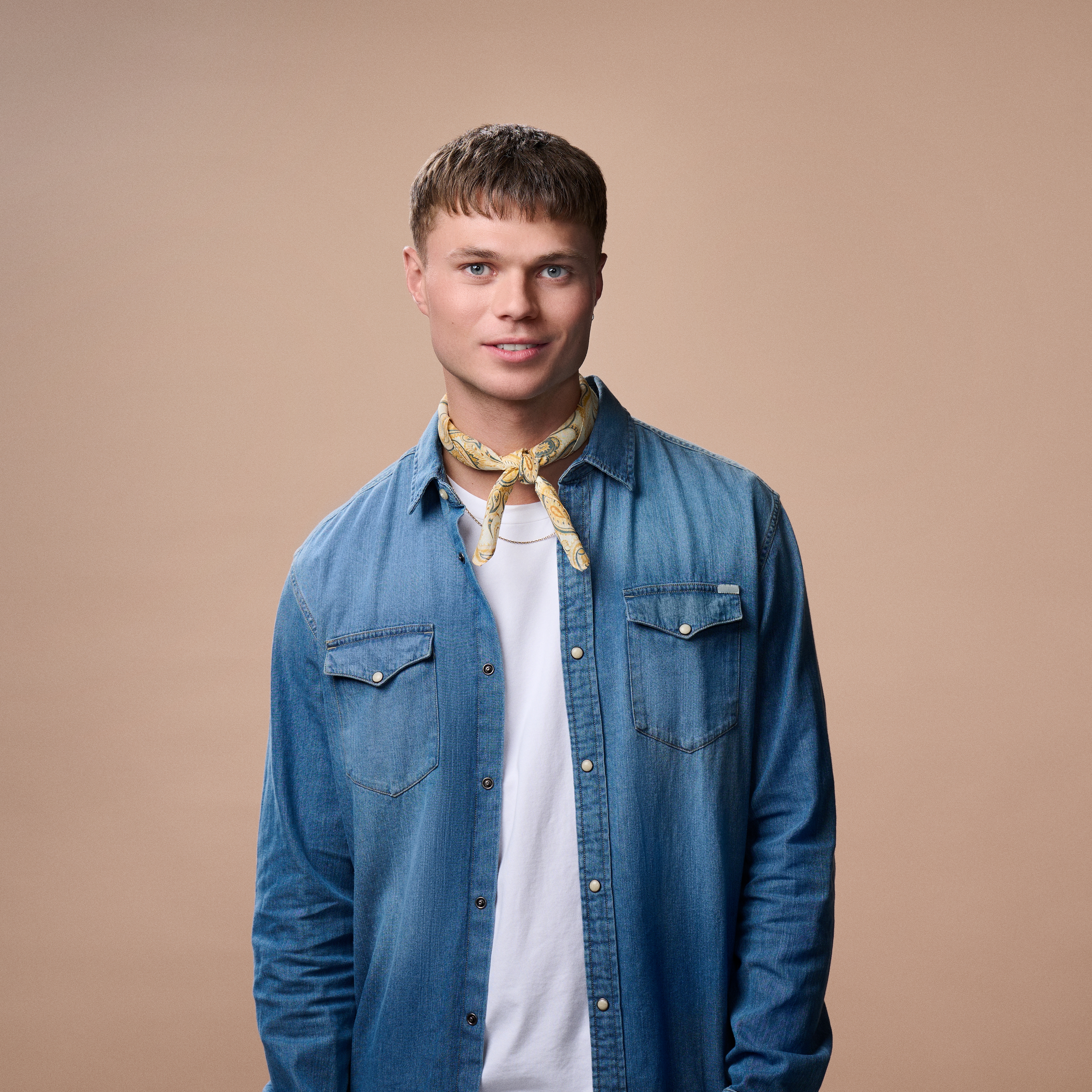 Pañuelo de cuello de algodón con estampado de cachemira blanco y amarillo - 3